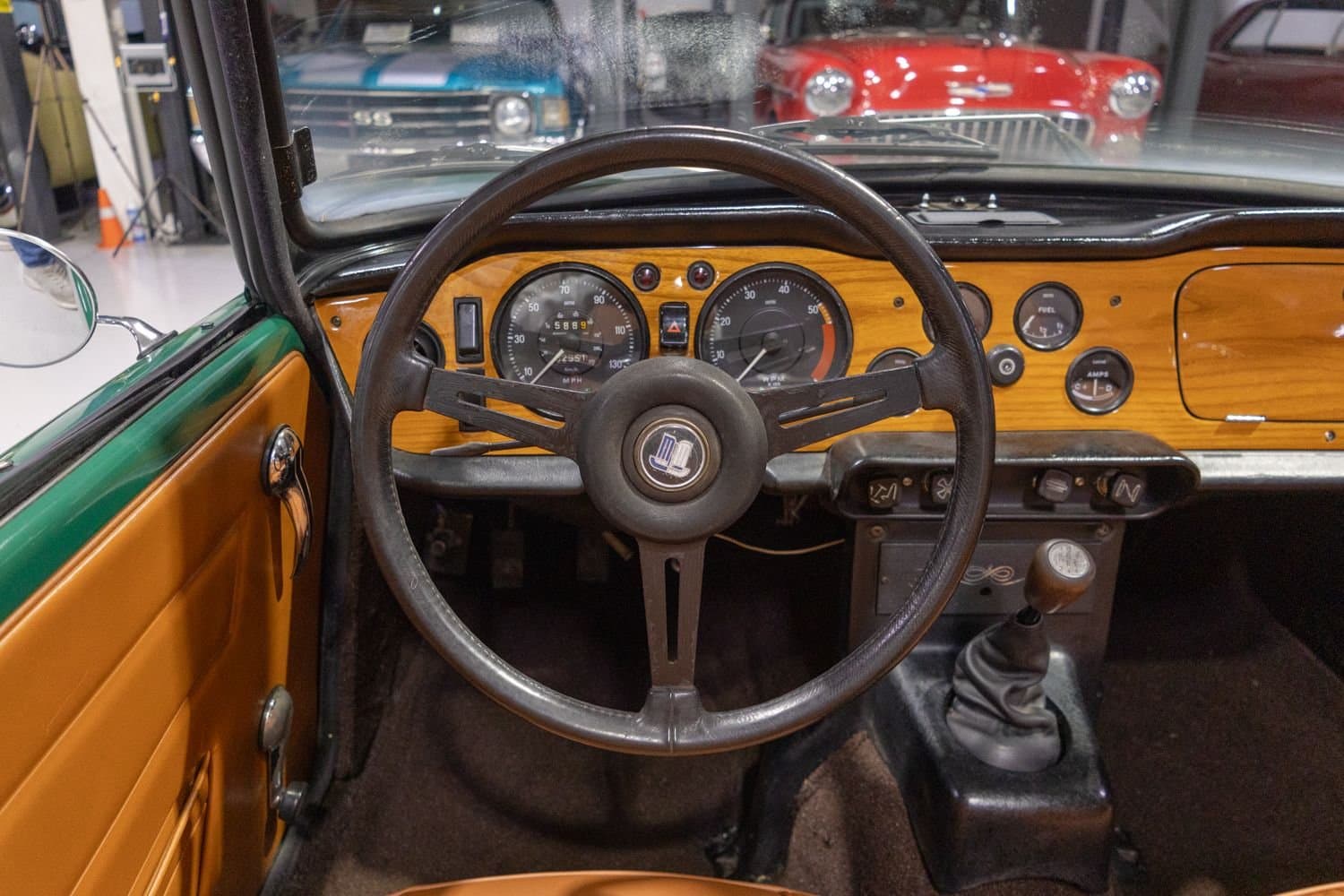 1971 Triumph TR6 Convertible thumbnail 25