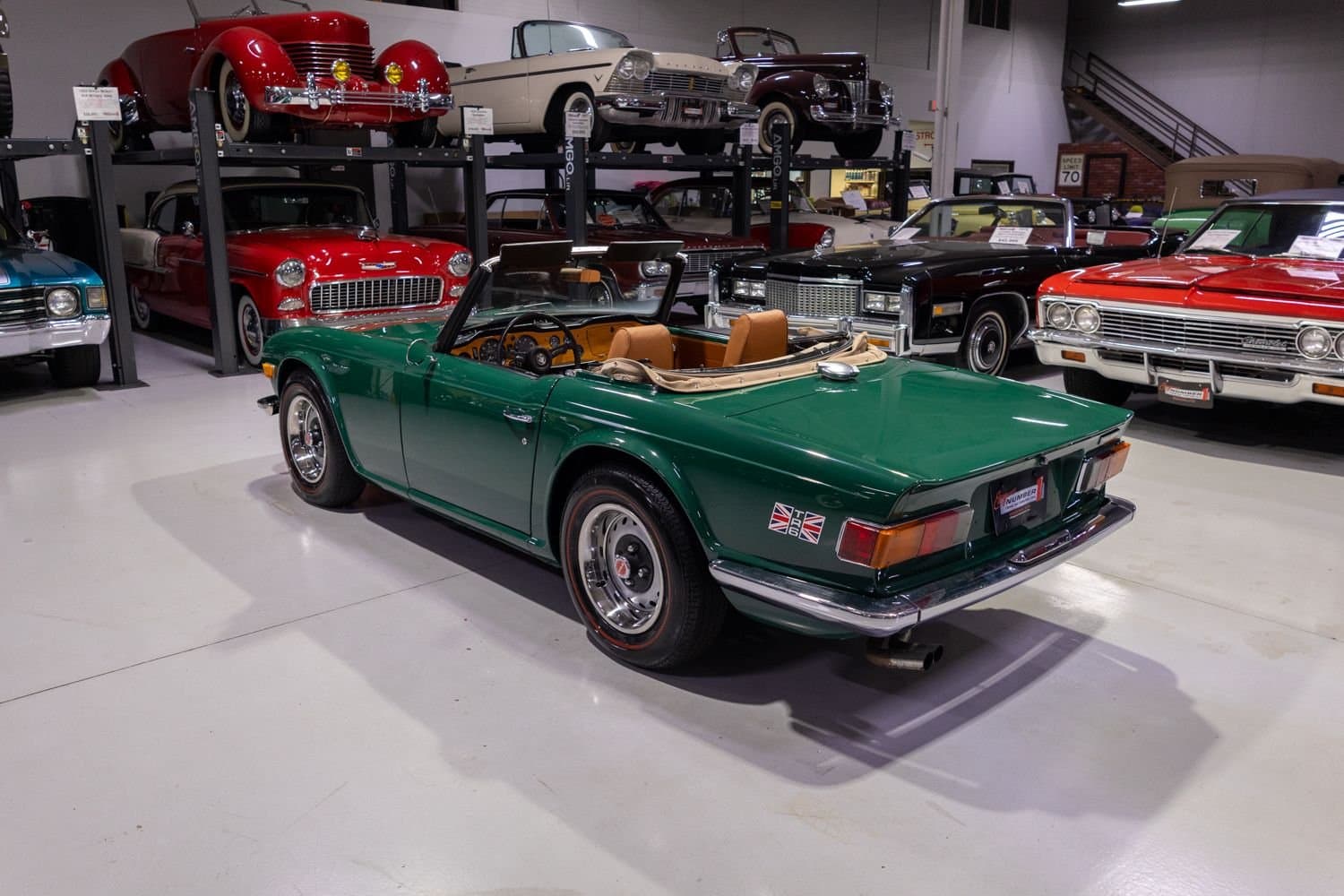 1971 Triumph TR6 Convertible thumbnail 11