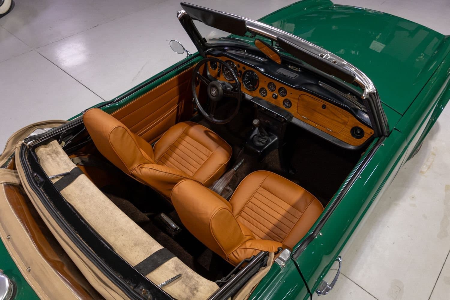 1971 Triumph TR6 Convertible — photo 2