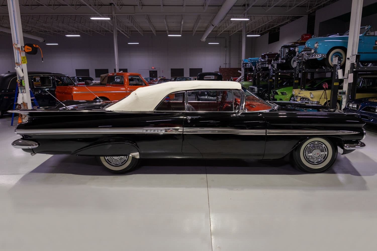 1959 Chevrolet Impala Convertible thumbnail 10
