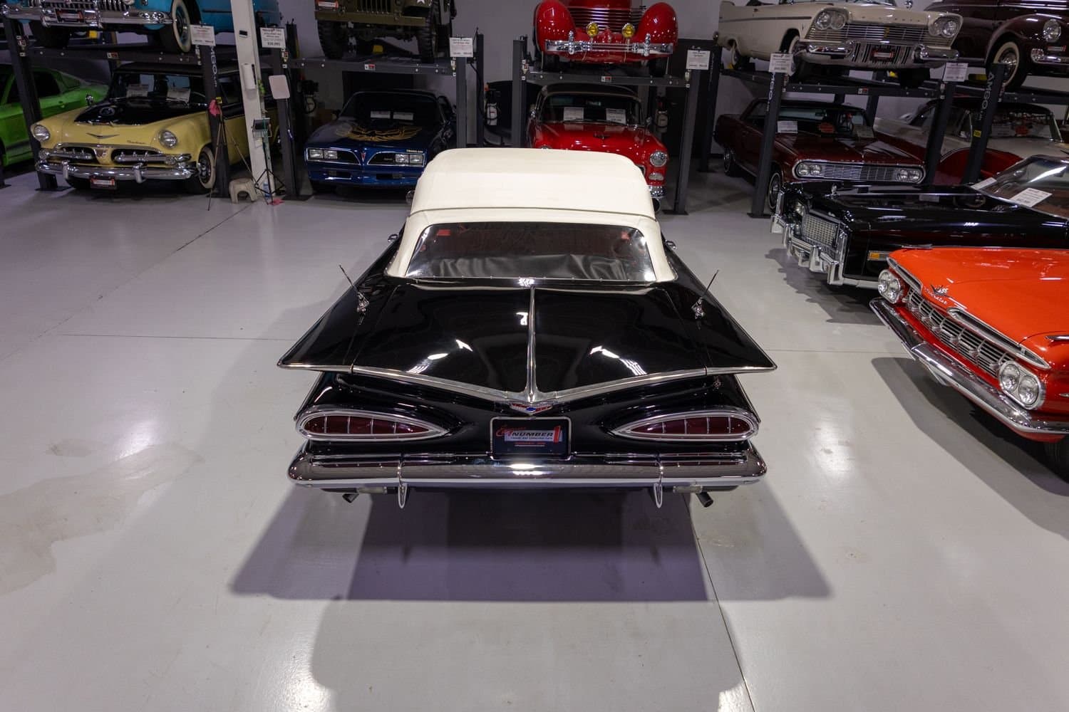 1959 Chevrolet Impala Convertible thumbnail 8