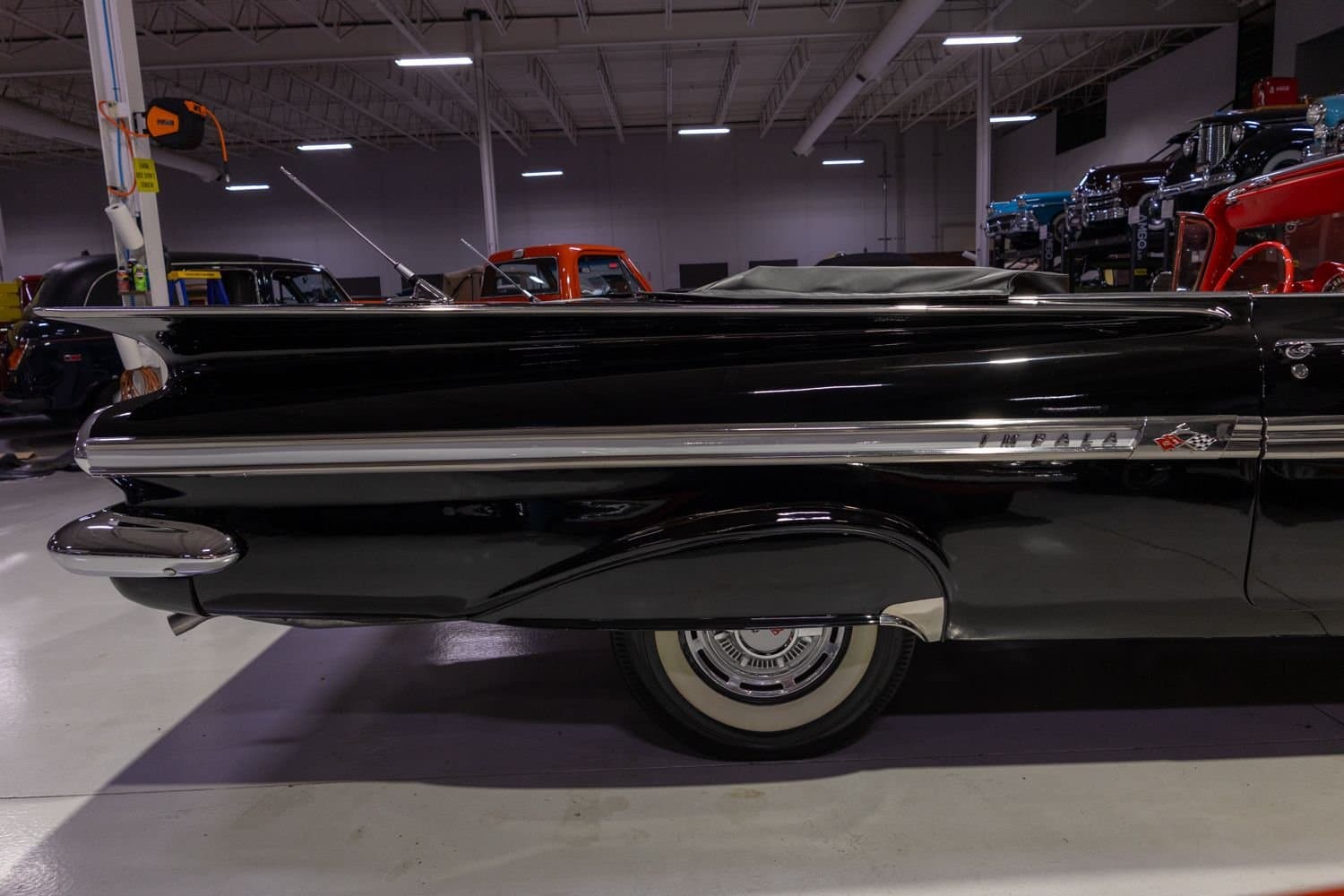 1959 Chevrolet Impala Convertible thumbnail 16