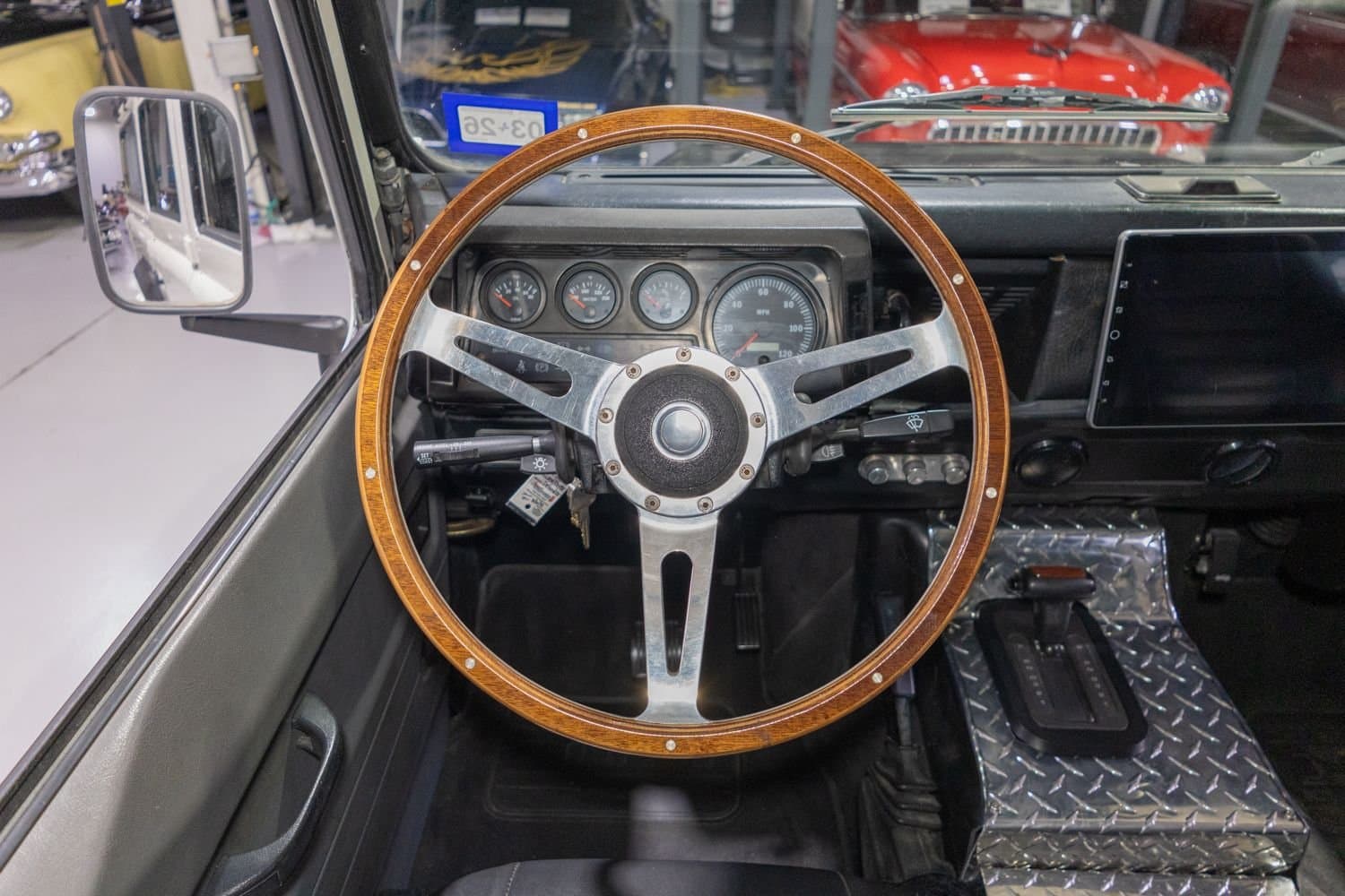 1986 Land Rover Defender 110 thumbnail 22