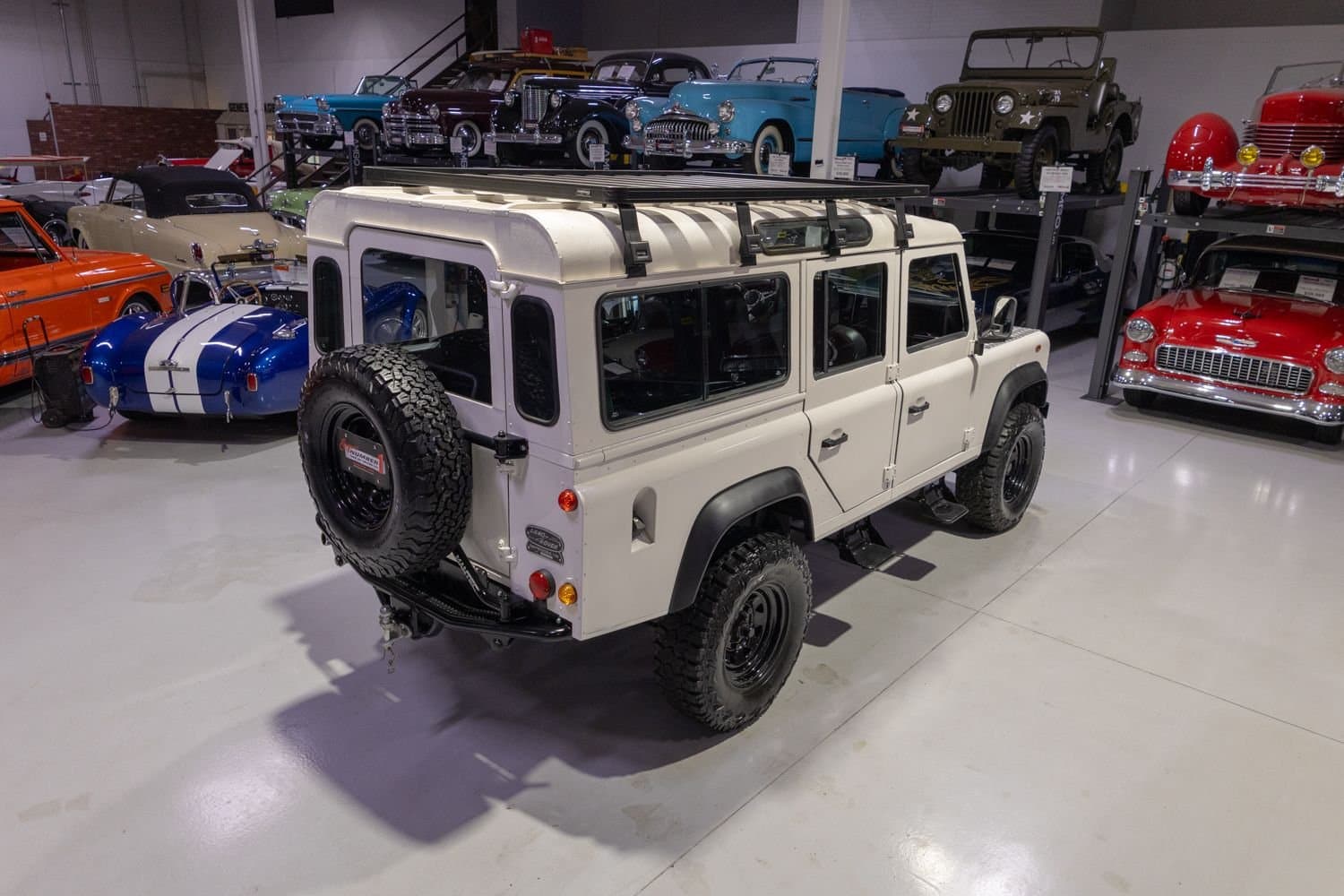1986 Land Rover Defender 110 thumbnail 5