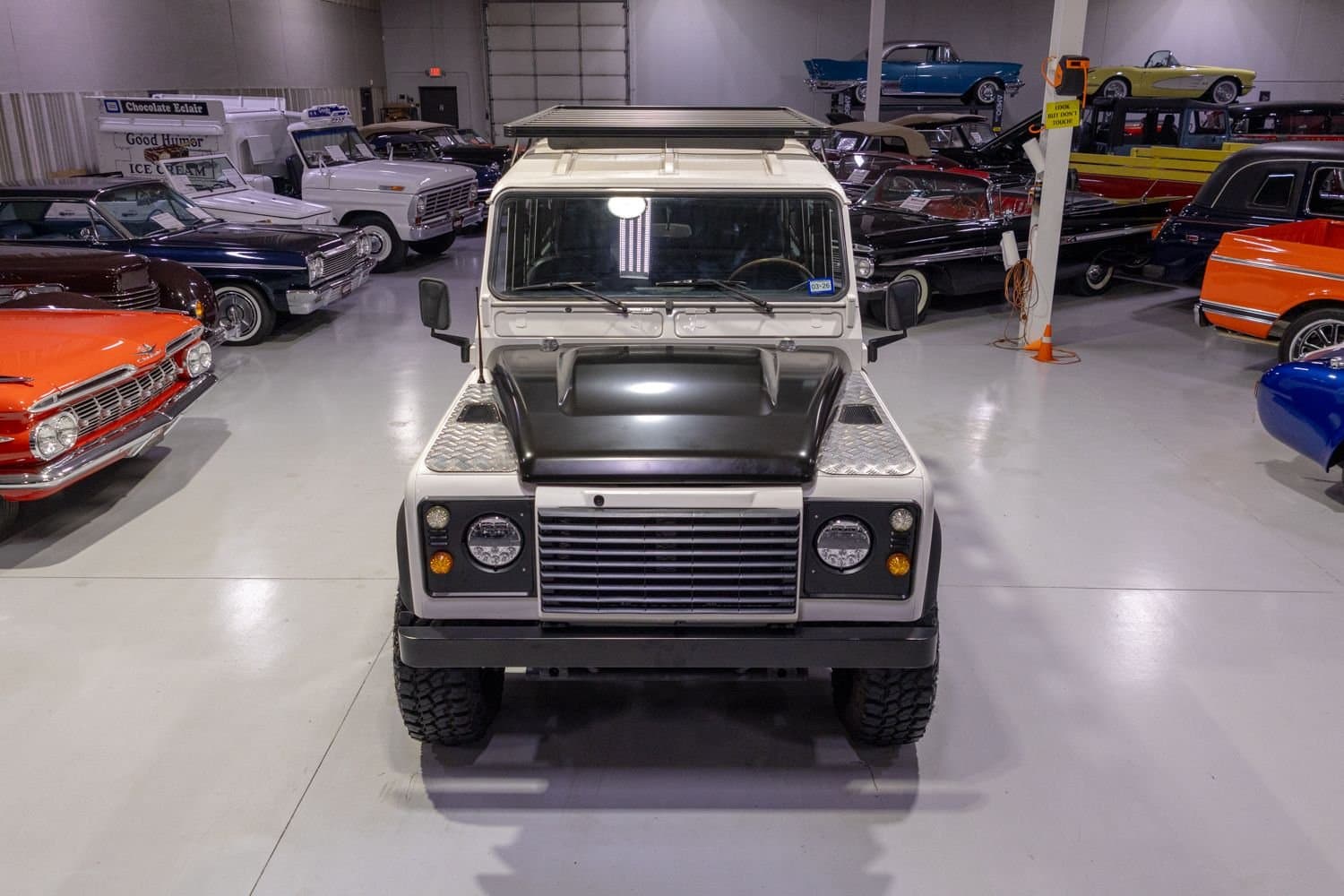 1986 Land Rover Defender 110 thumbnail 4