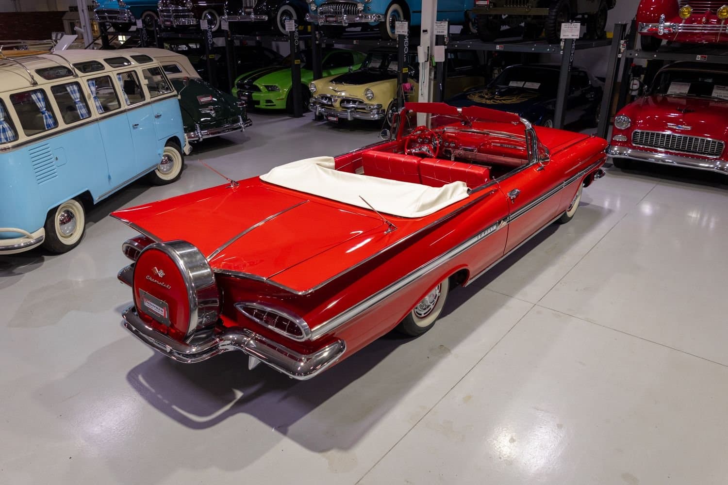 1959 Chevrolet Impala Convertible thumbnail 5