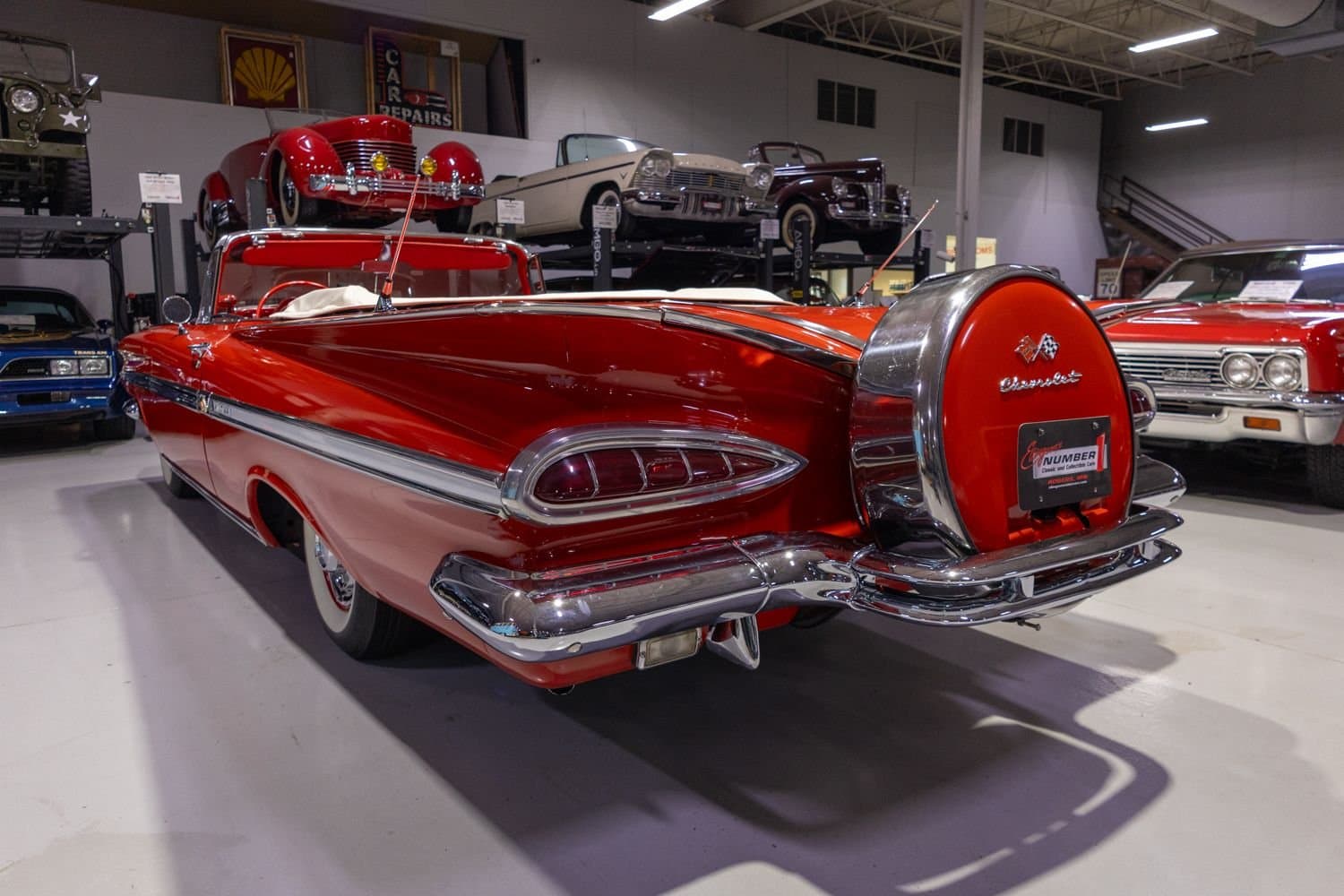 1959 Chevrolet Impala Convertible thumbnail 19