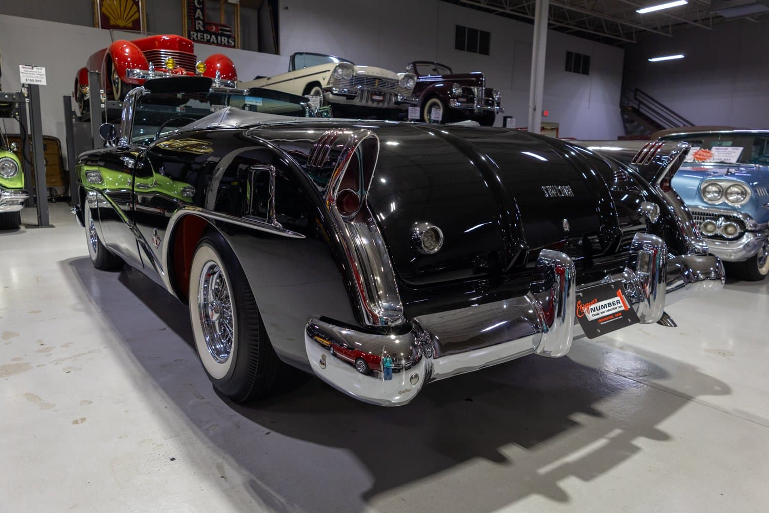1954 Buick Skylark Convertible thumbnail 16