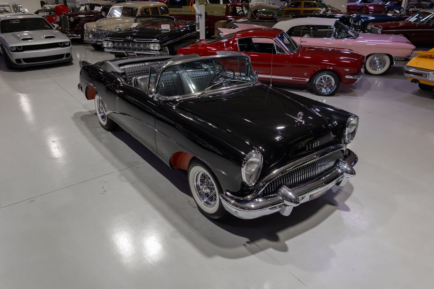 1954 Buick Skylark Convertible thumbnail 4