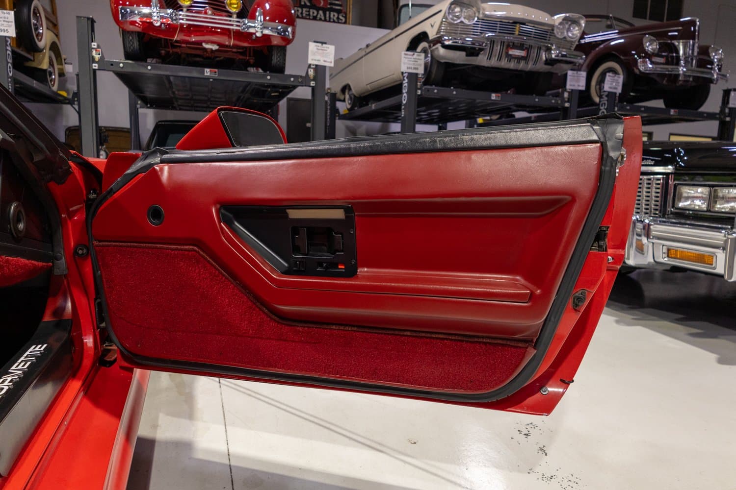 1984 Chevrolet Corvette Greenwood thumbnail 21