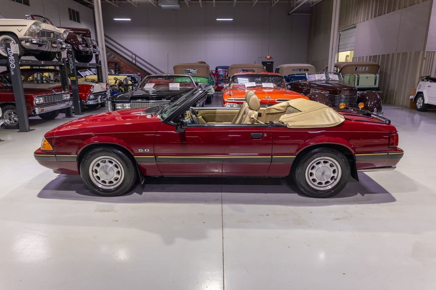 1989 Ford Mustang LX 5.0L Convertible thumbnail 10