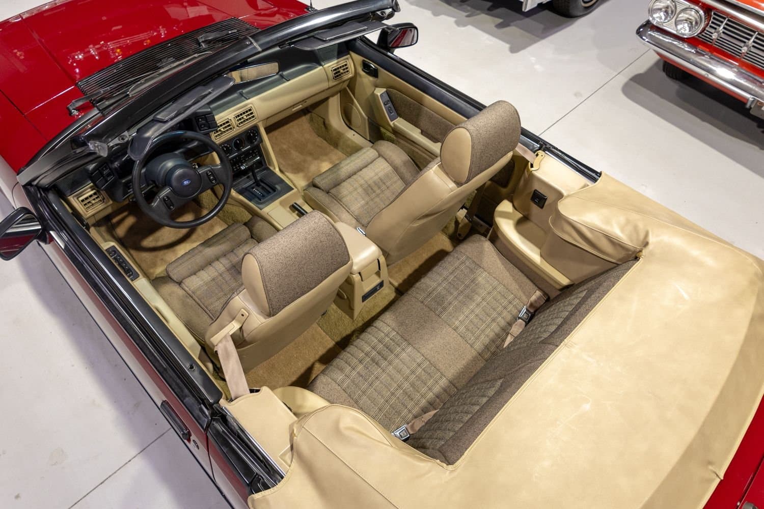 1989 Ford Mustang LX 5.0L Convertible thumbnail 24