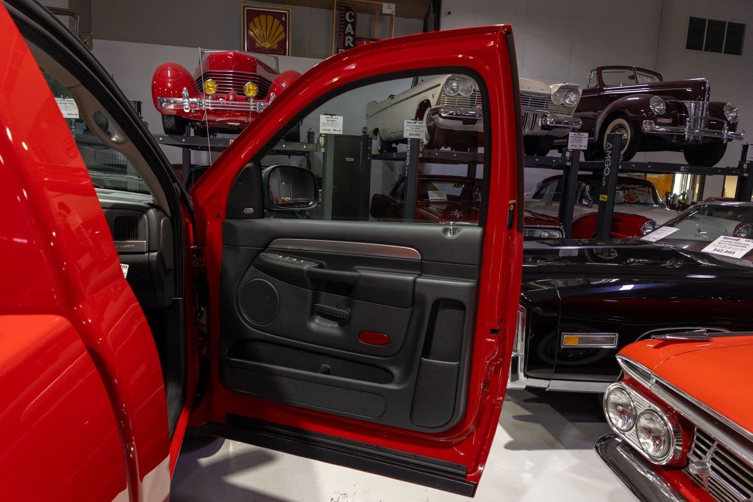 2004 Dodge Ram 1500 SRT-10 thumbnail 28