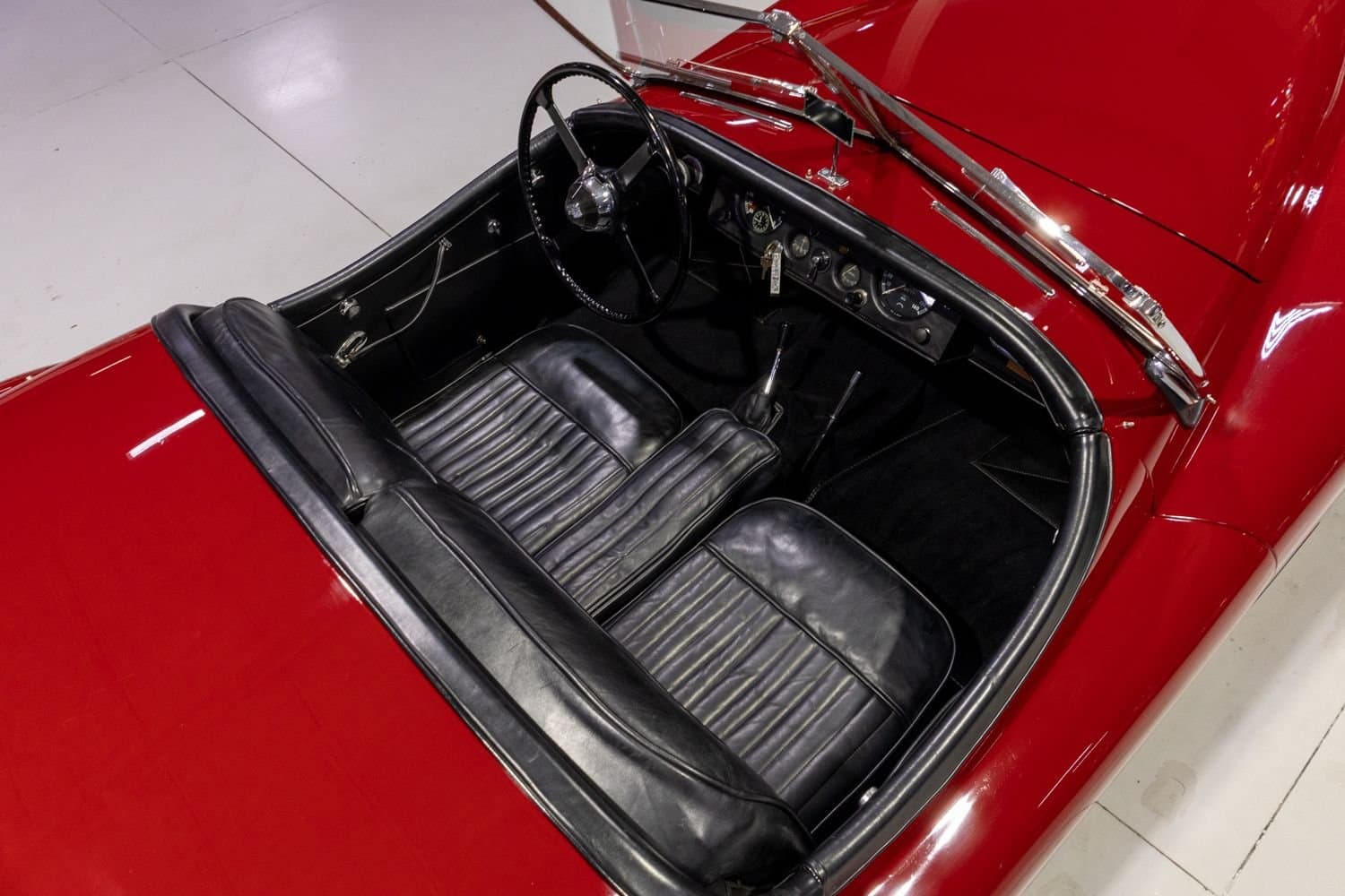 1954 Jaguar XK120 thumbnail 25