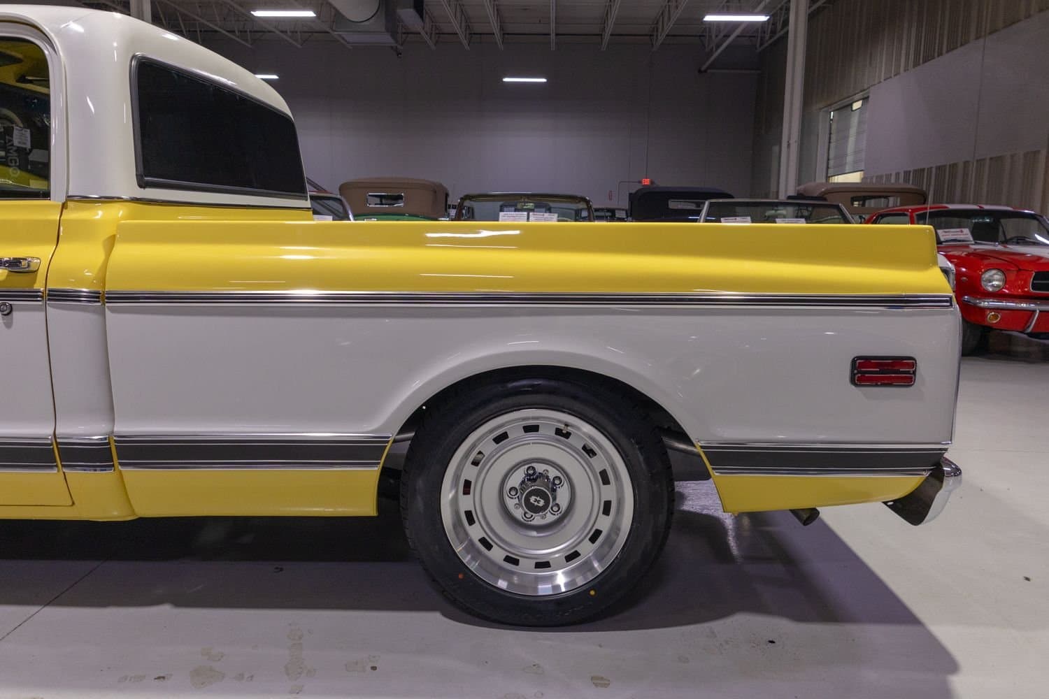 1970 Chevrolet C10 Restomod Pickup thumbnail 12