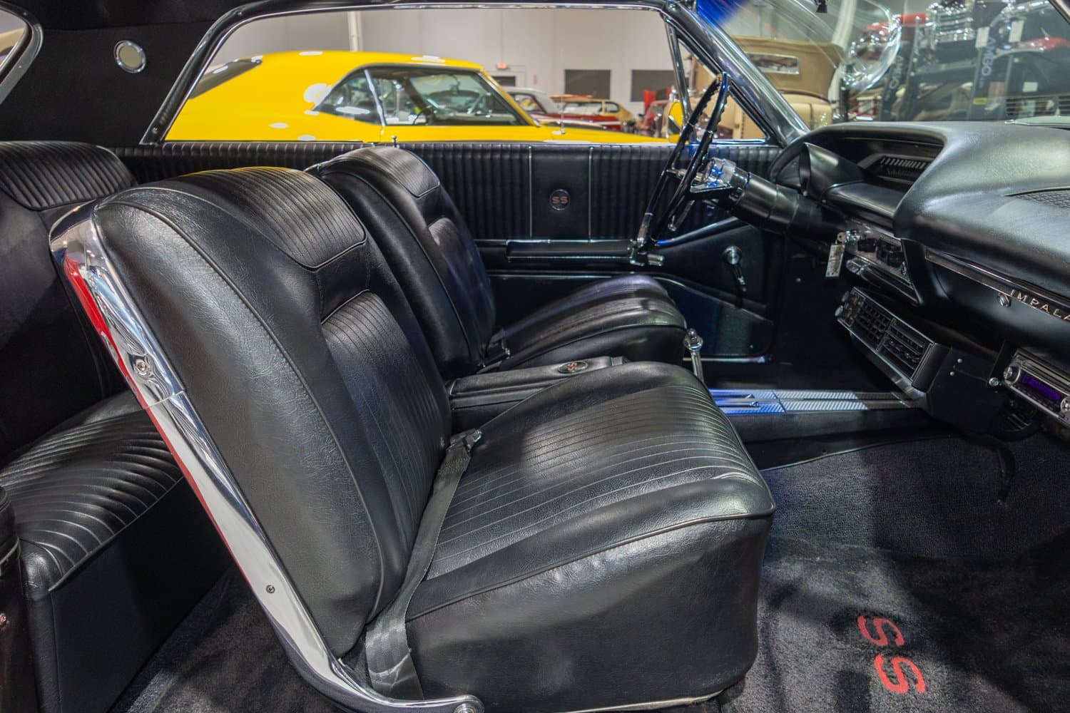 1964 Chevrolet Impala SS thumbnail 3