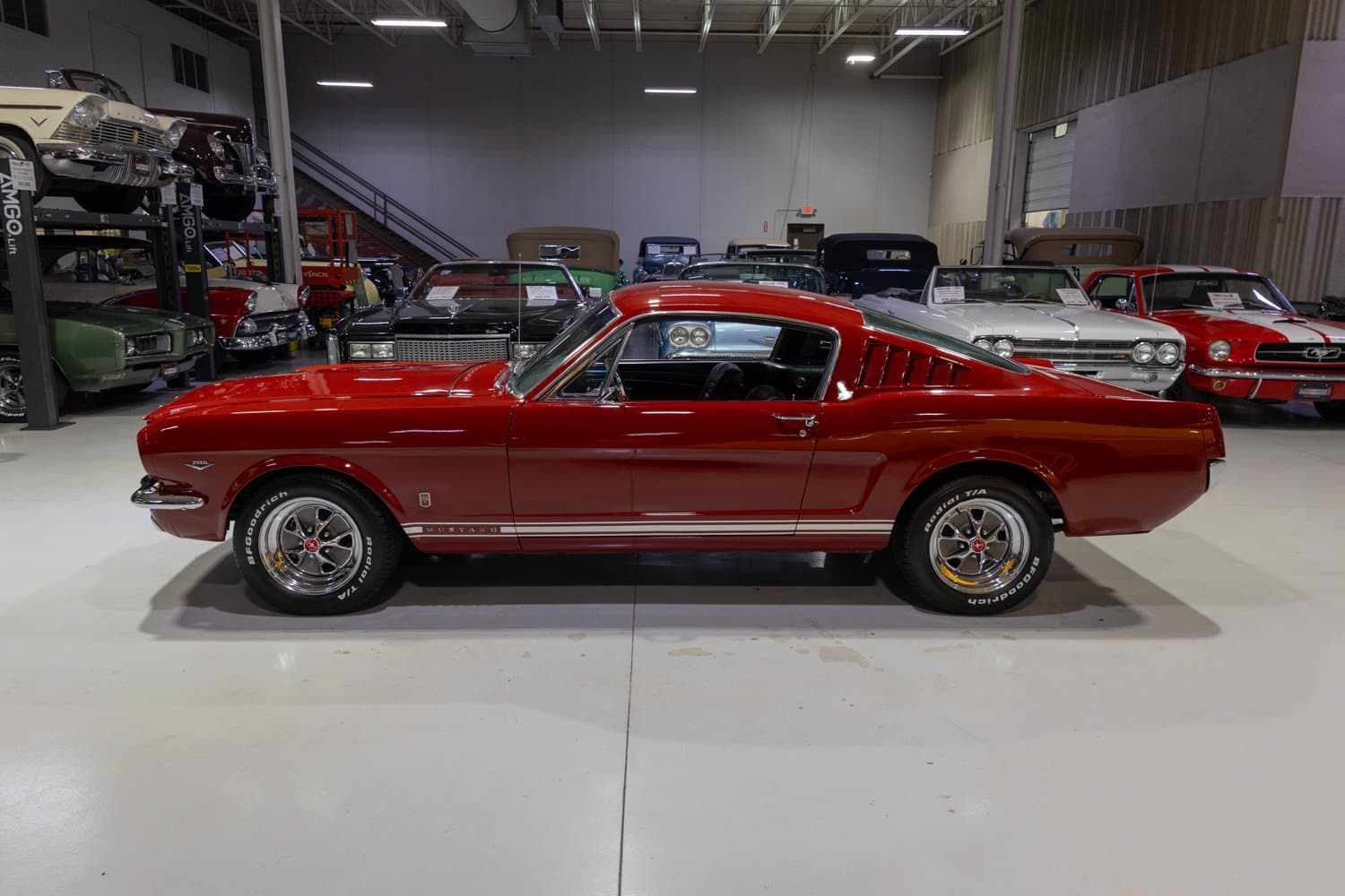 1966 Ford Mustang GT Fastback thumbnail 13