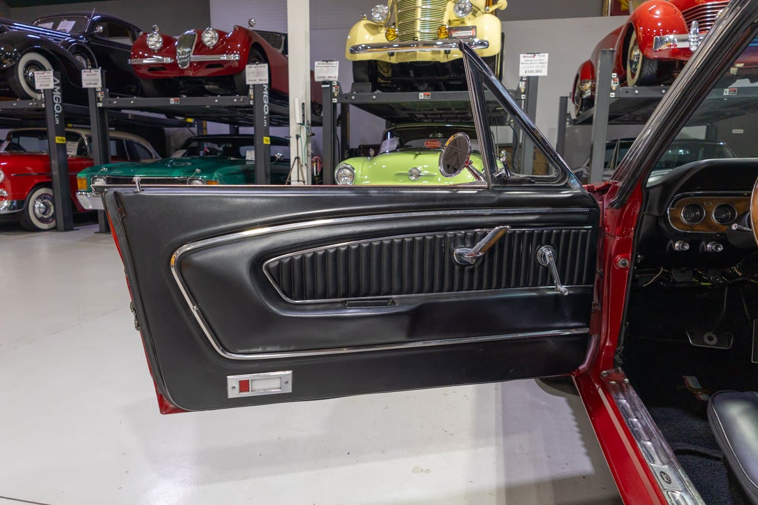 1966 Ford Mustang GT Fastback thumbnail 24