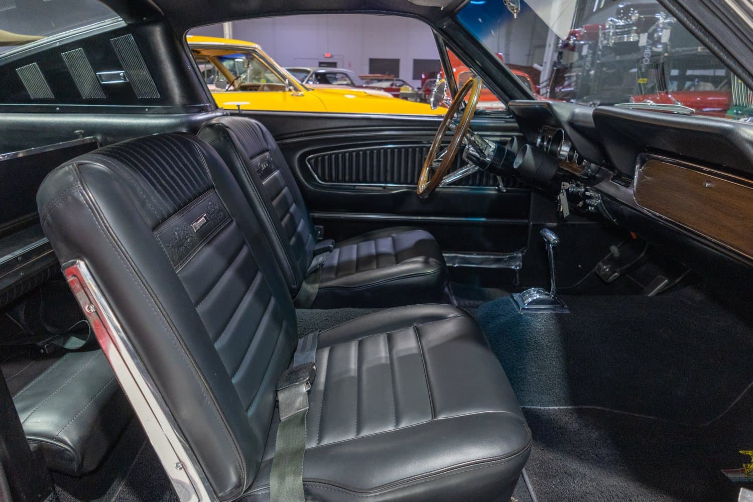 1966 Ford Mustang GT Fastback thumbnail 3