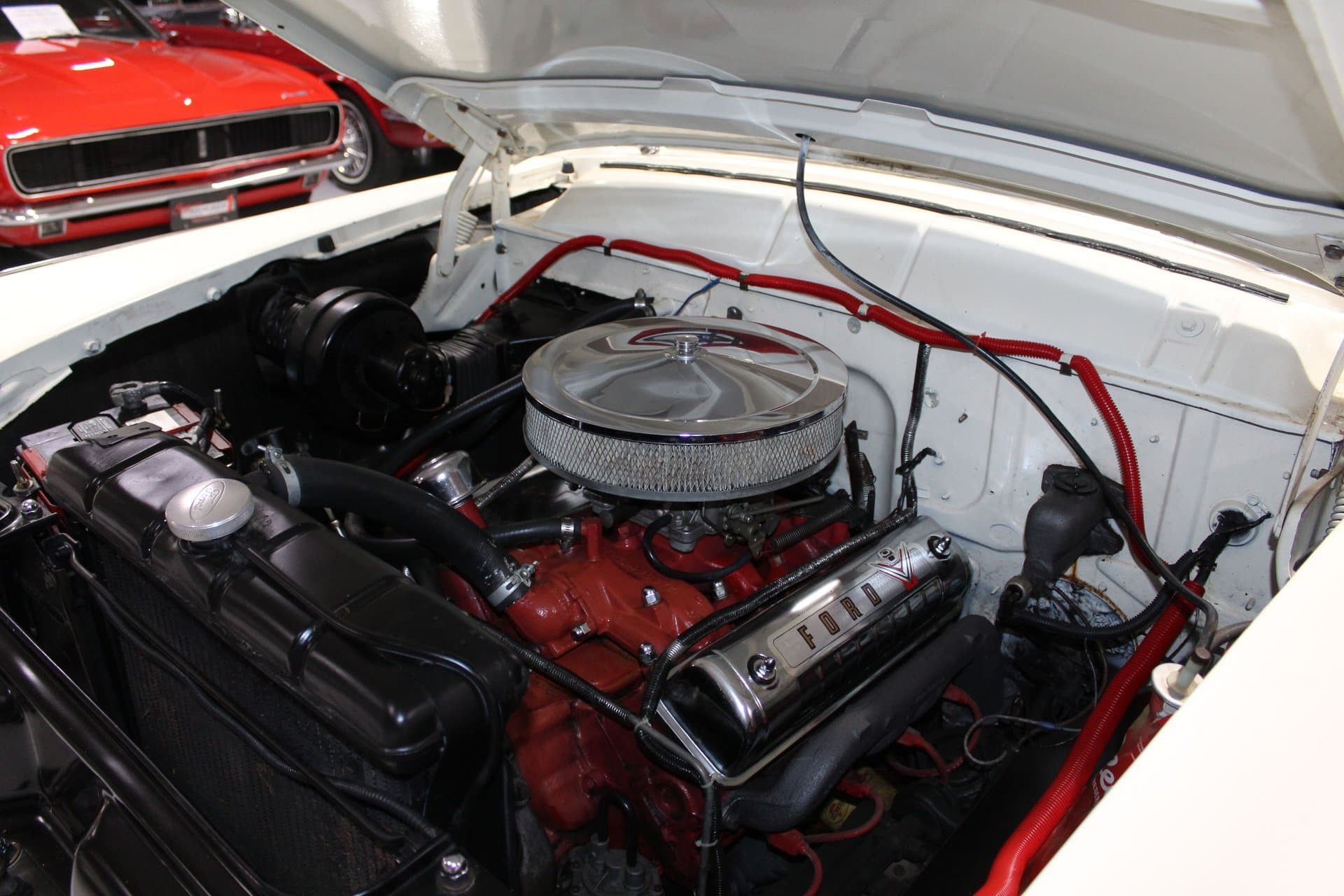 1955 Ford Fairlane Victoria thumbnail 18