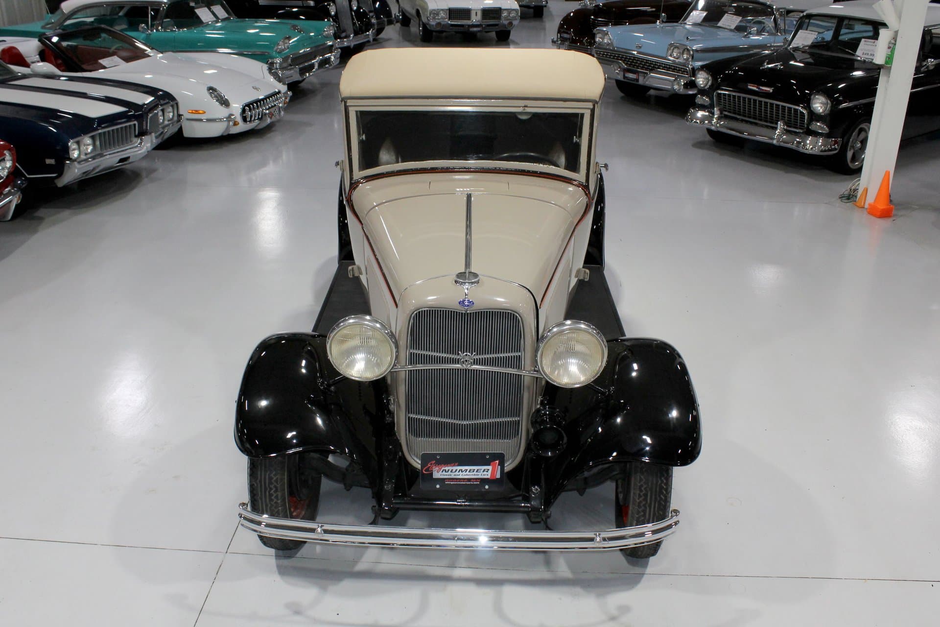 1932 Ford Model 18 Sports Coupe thumbnail 4