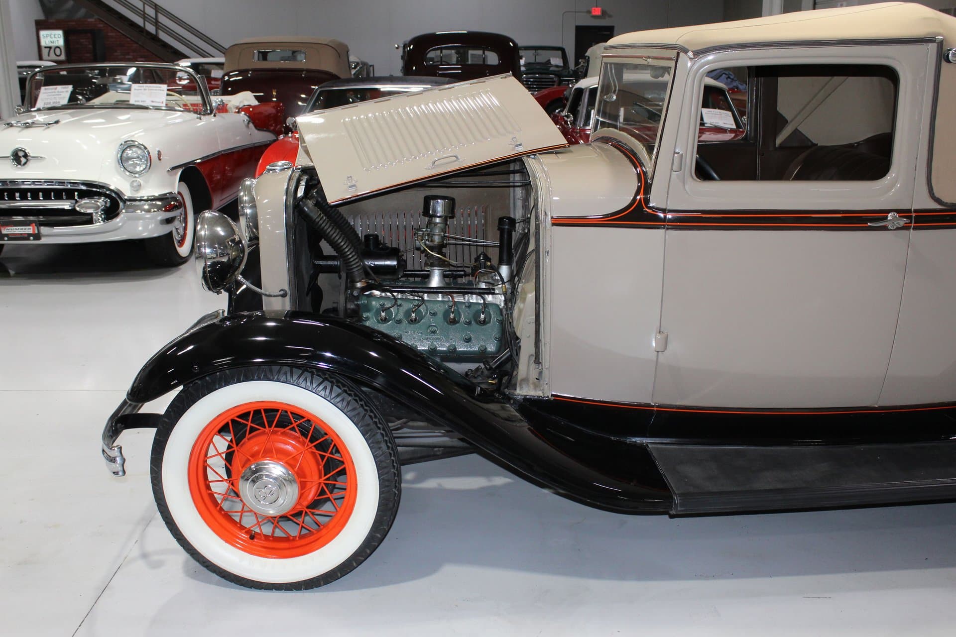 1932 Ford Model 18 Sports Coupe thumbnail 17