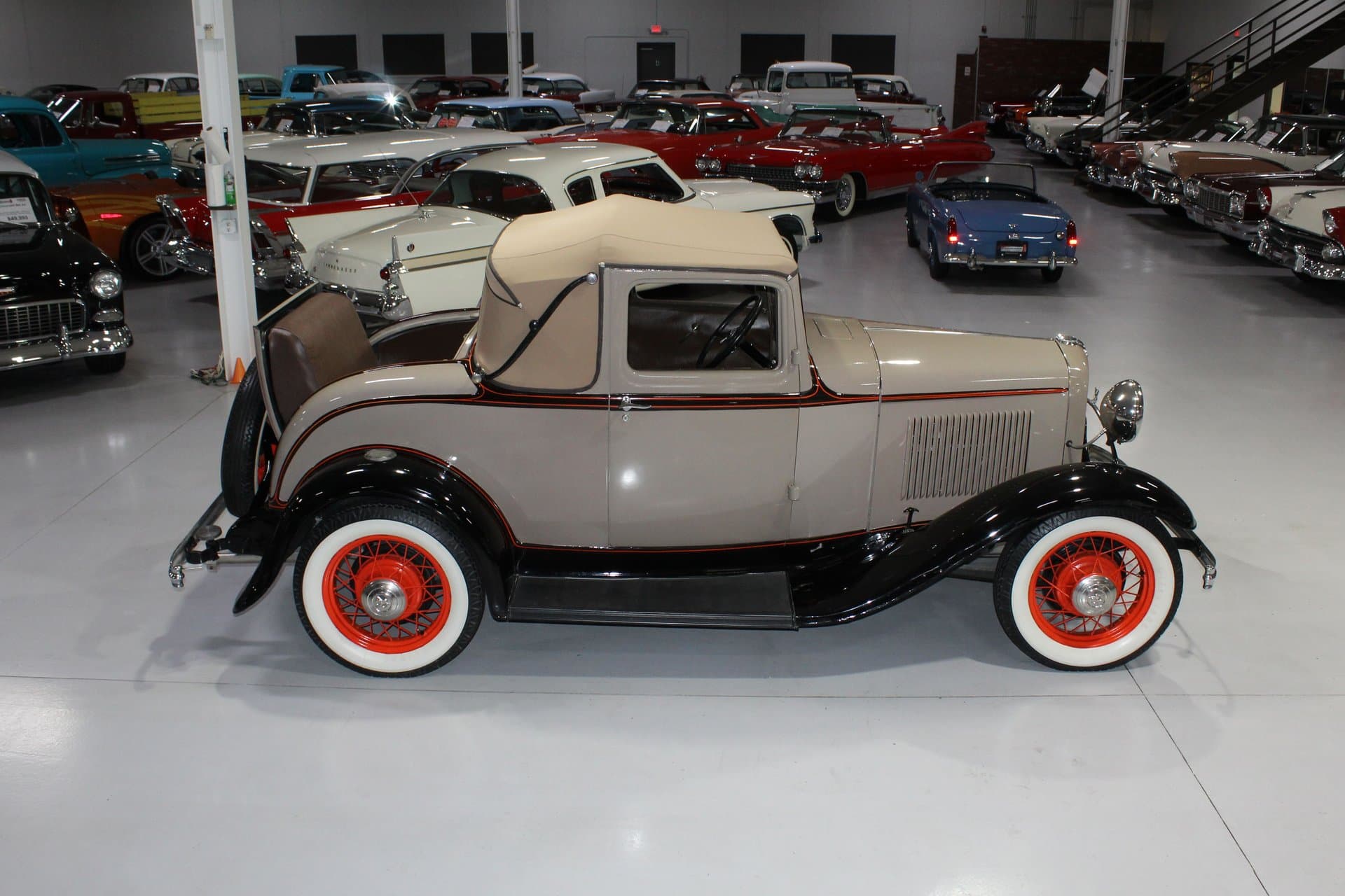 1932 Ford Model 18 Sports Coupe thumbnail 5