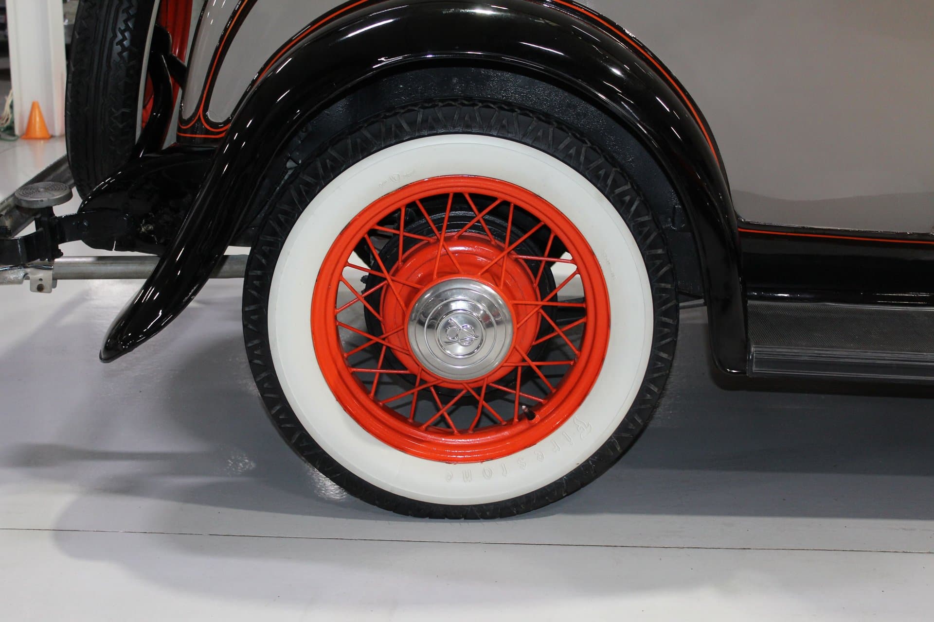 1932 Ford Model 18 Sports Coupe thumbnail 14