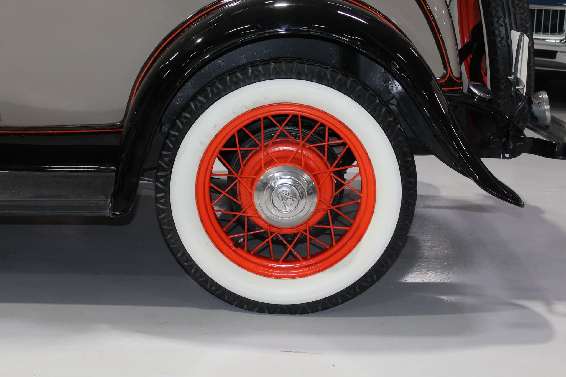 1932 Ford Model 18 Sports Coupe thumbnail 13