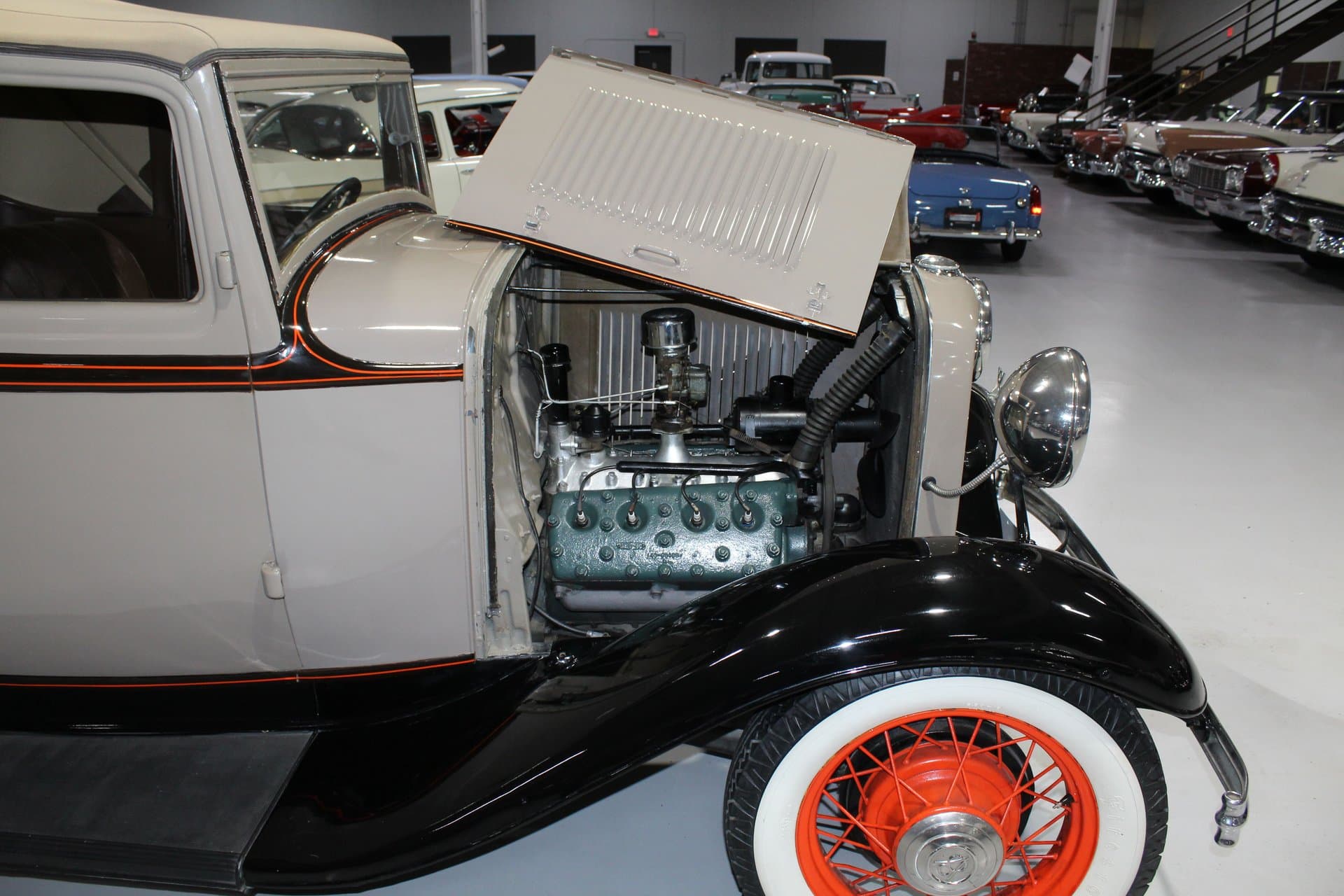 1932 Ford Model 18 Sports Coupe thumbnail 18