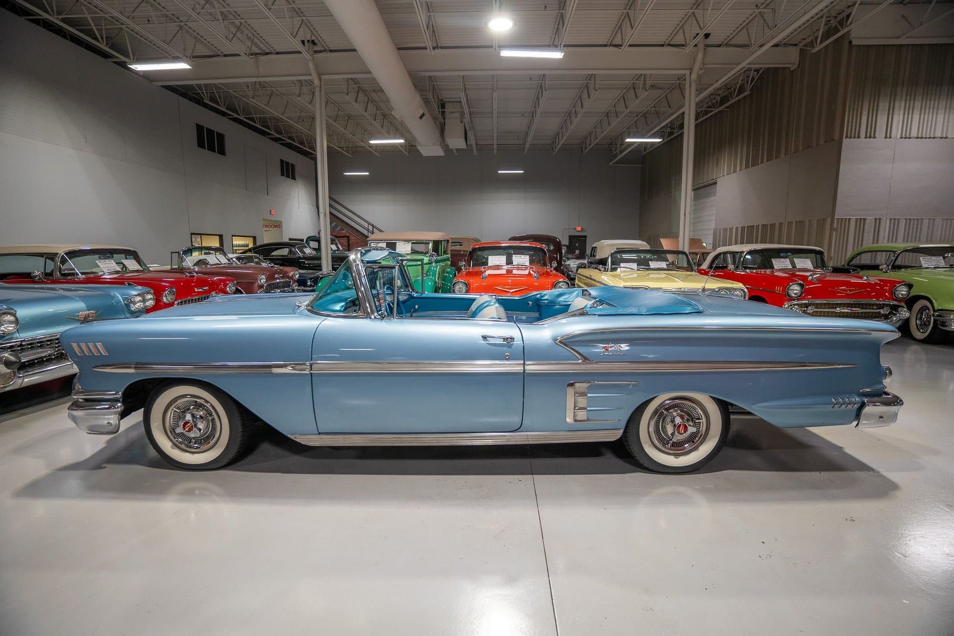 1958 Chevrolet Impala Convertible thumbnail 11