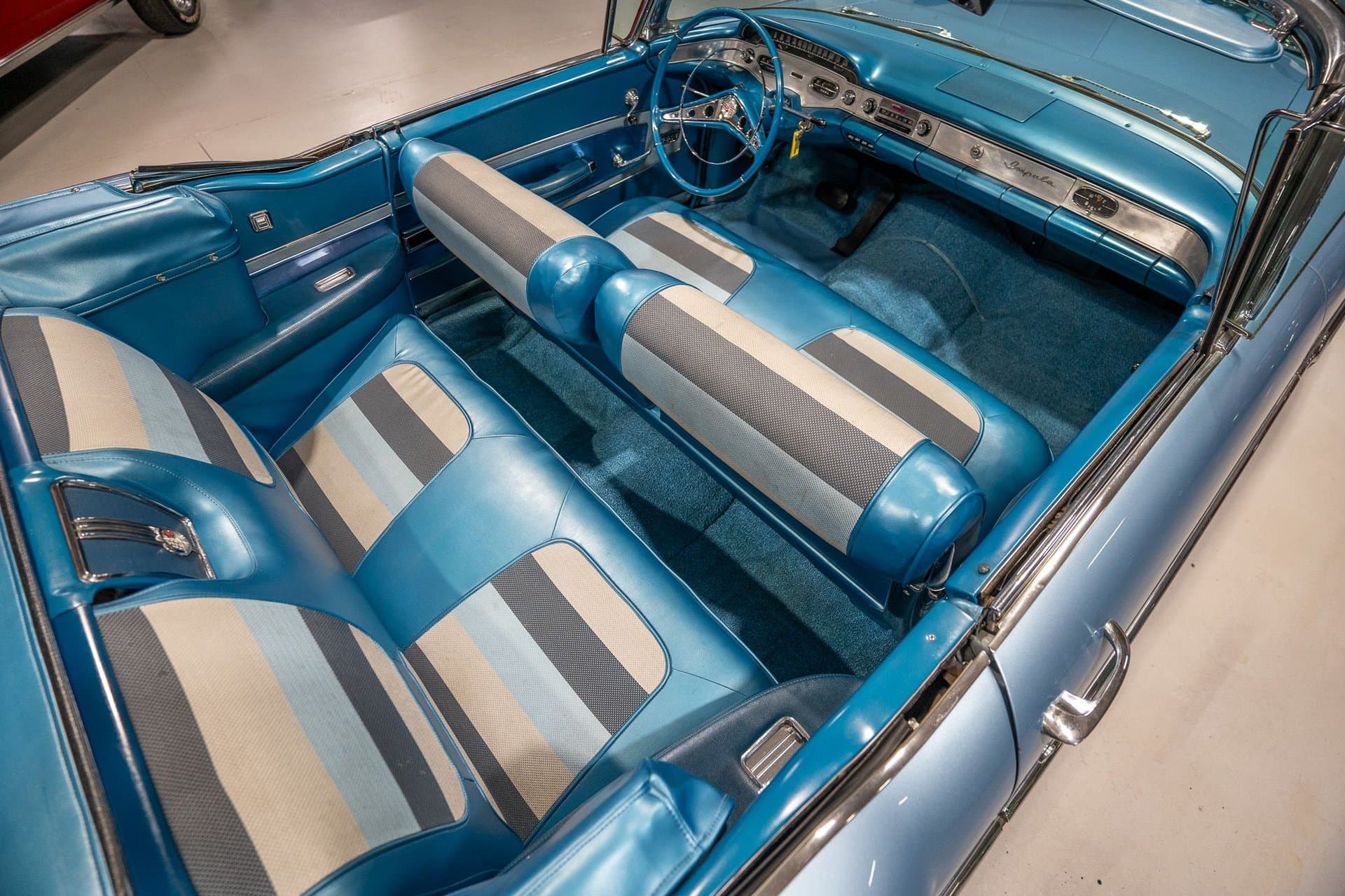1958 Chevrolet Impala Convertible thumbnail 26