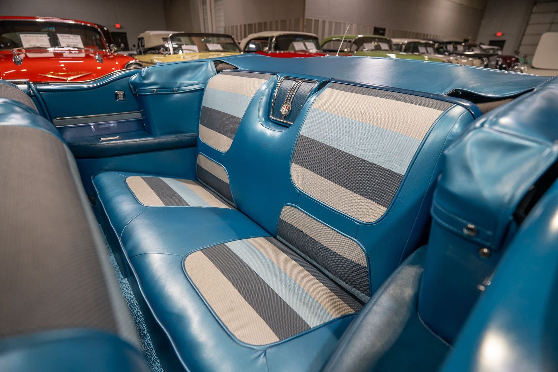 1958 Chevrolet Impala Convertible thumbnail 25