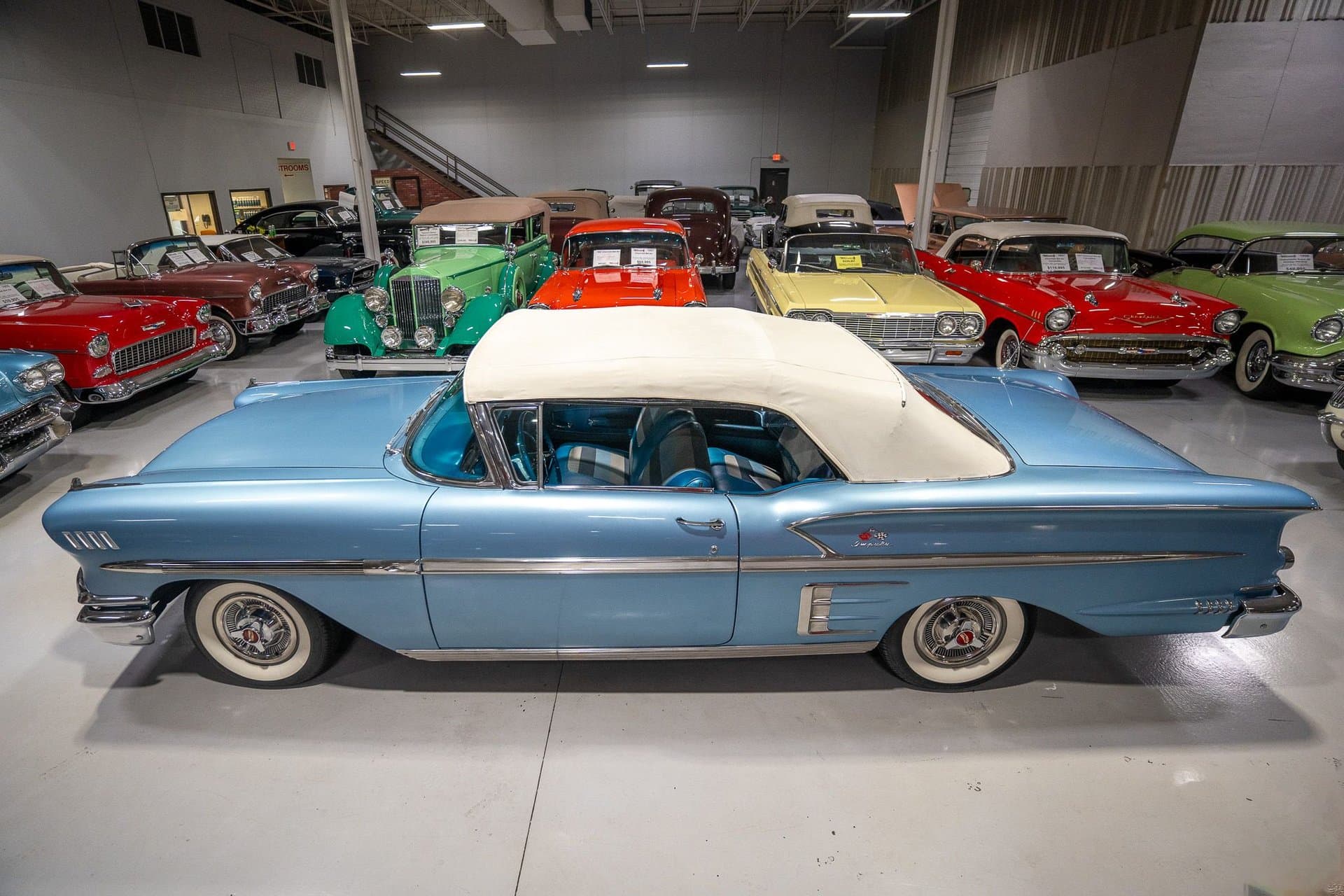 1958 Chevrolet Impala Convertible thumbnail 8
