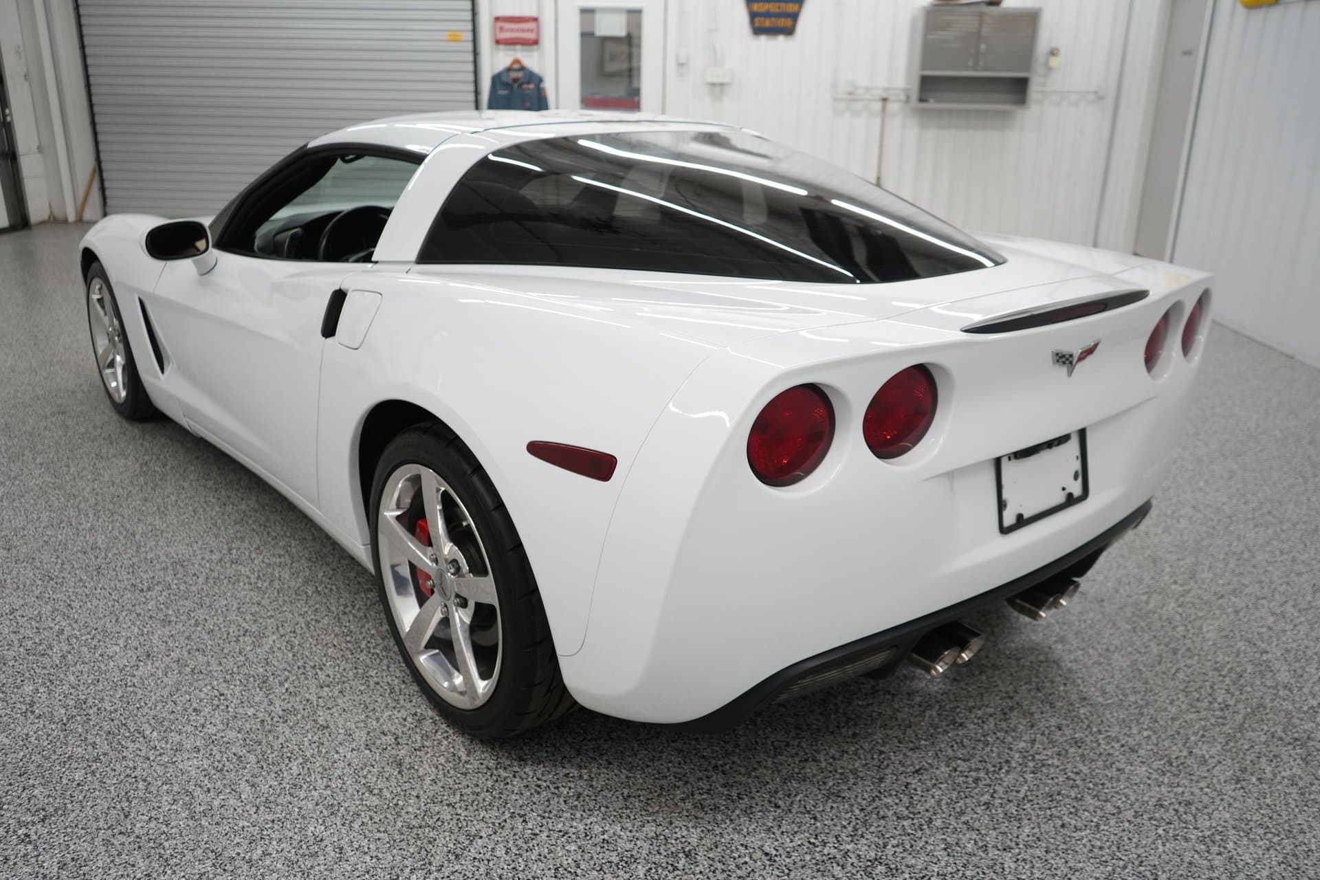 2005 Chevrolet Corvette thumbnail 3