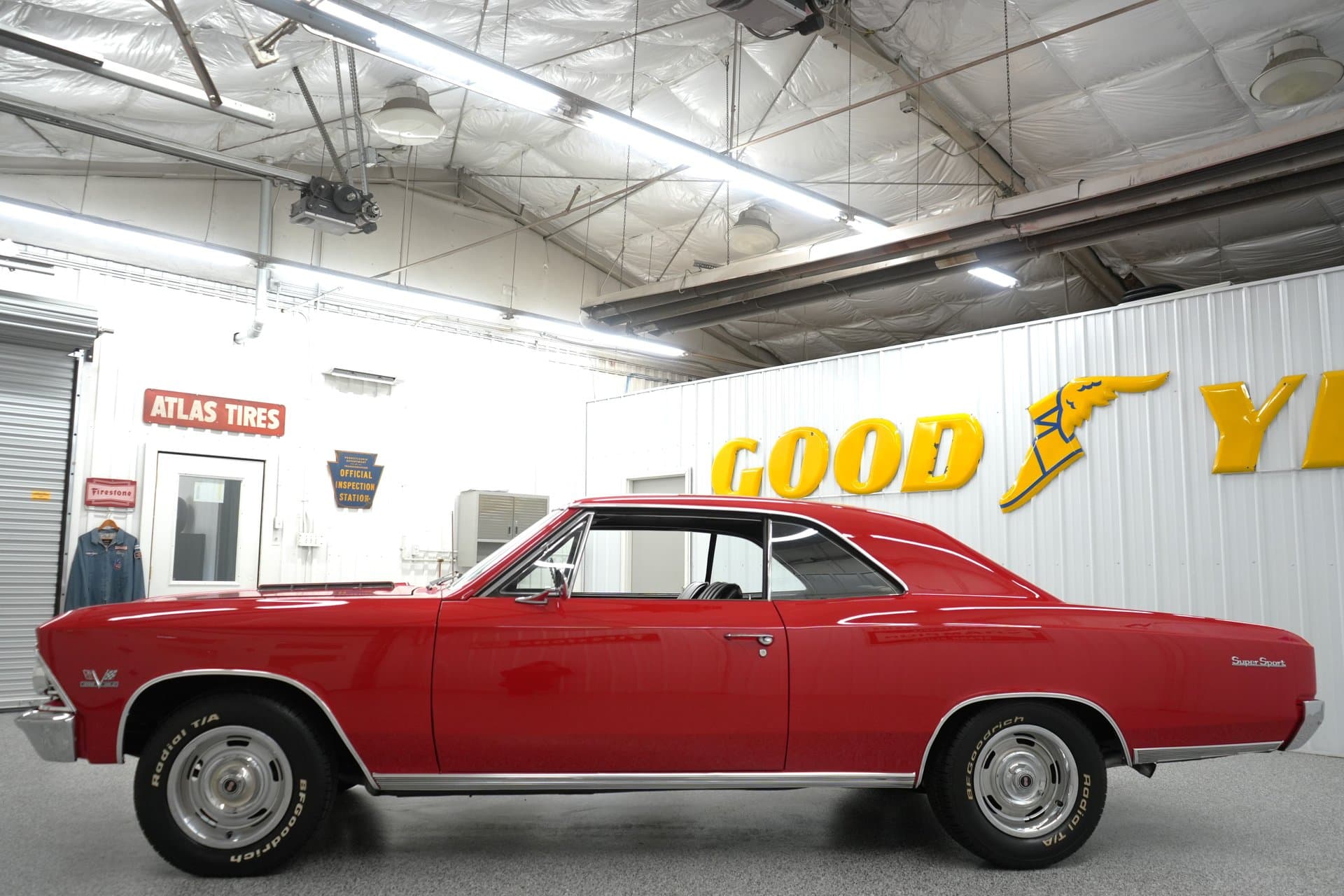 1966 Chevrolet Chevelle SS thumbnail 3