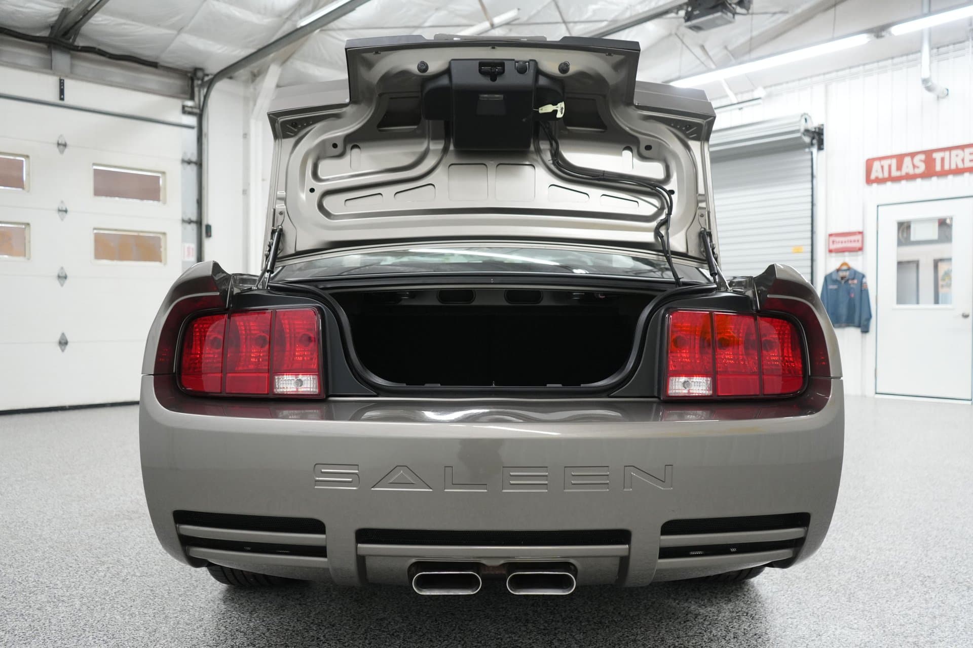 2005 Ford Mustang Saleen thumbnail 21