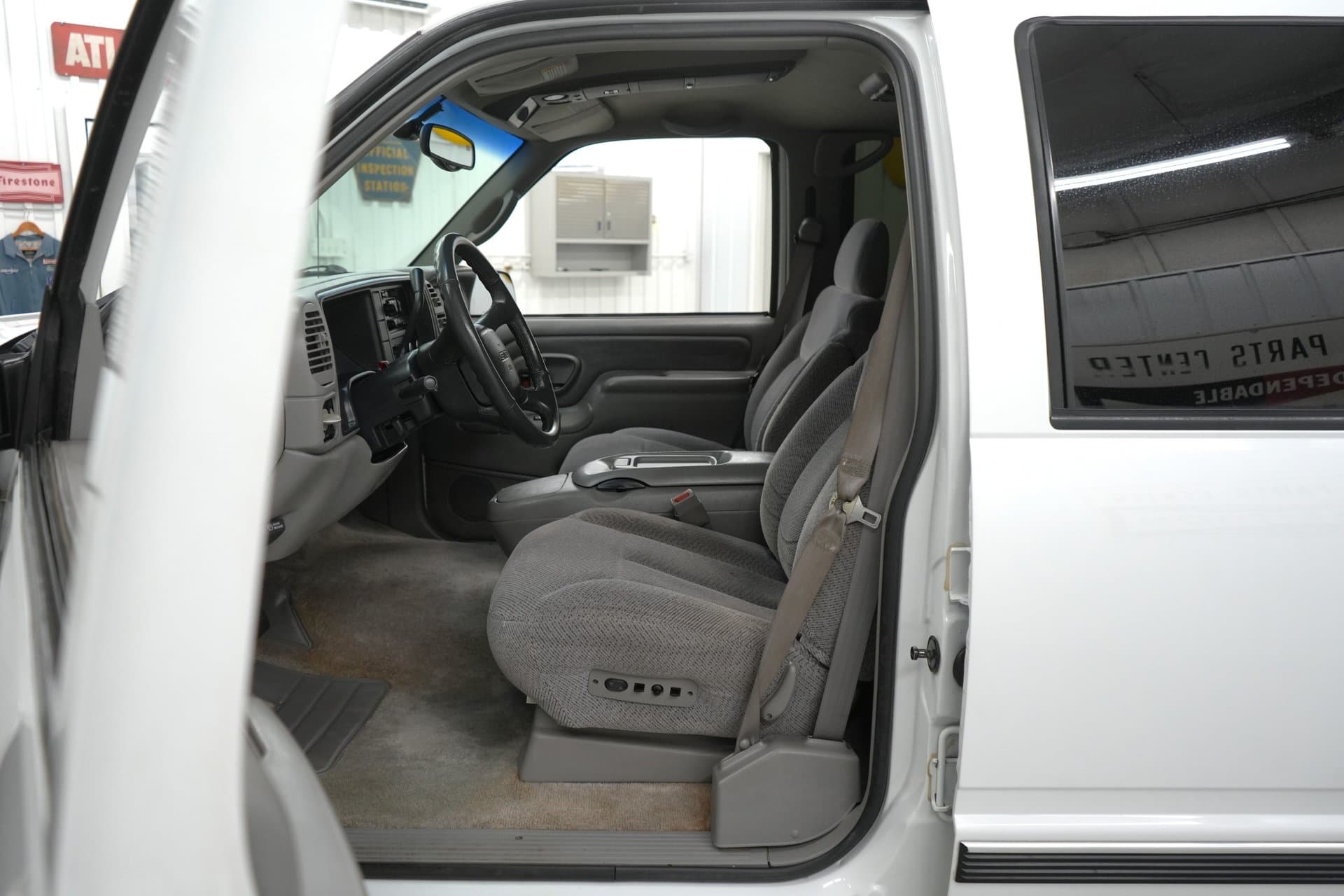 1999 GMC Yukon thumbnail 12