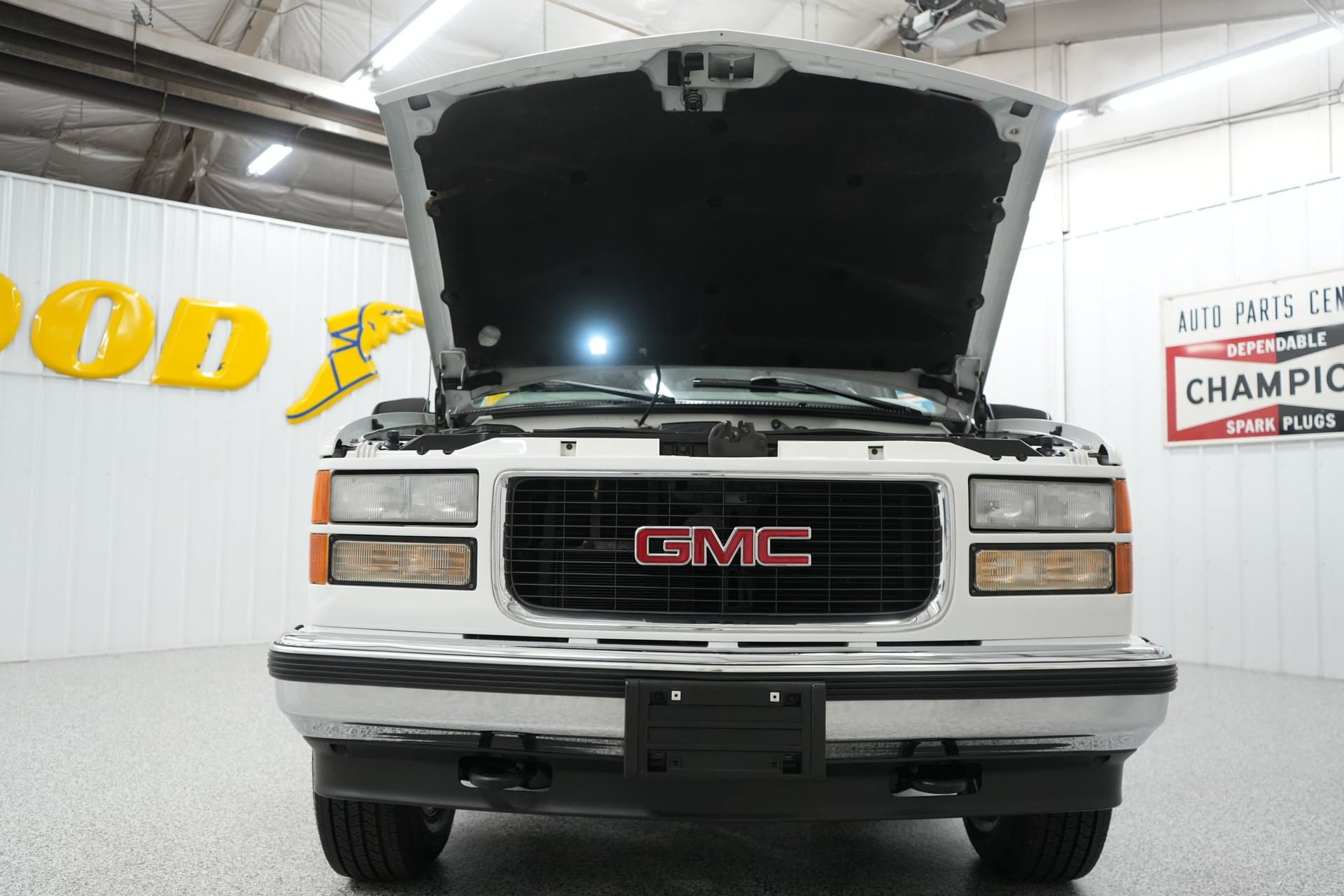 1999 GMC Yukon thumbnail 24