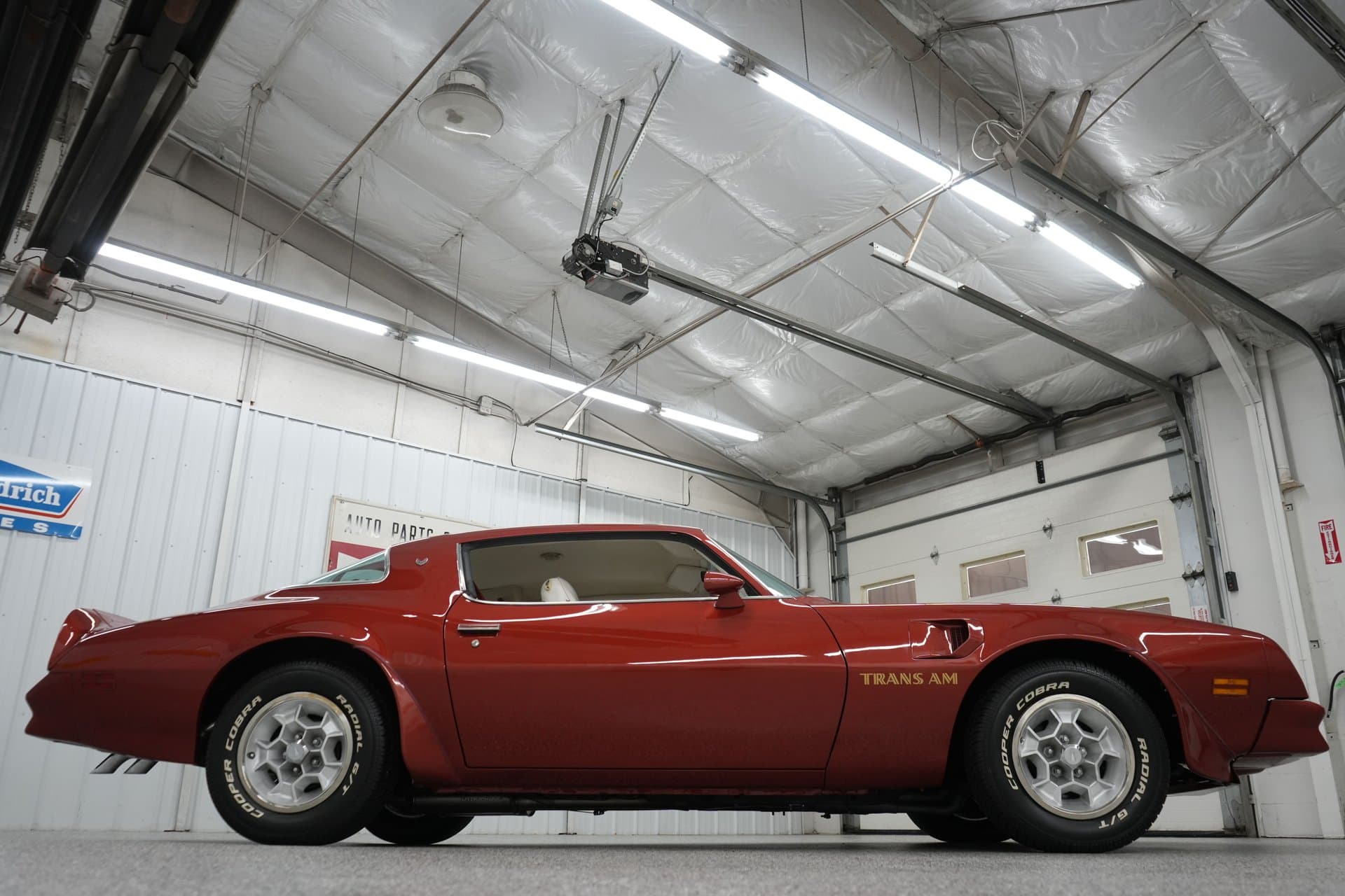 1976 Pontiac Trans Am thumbnail 26