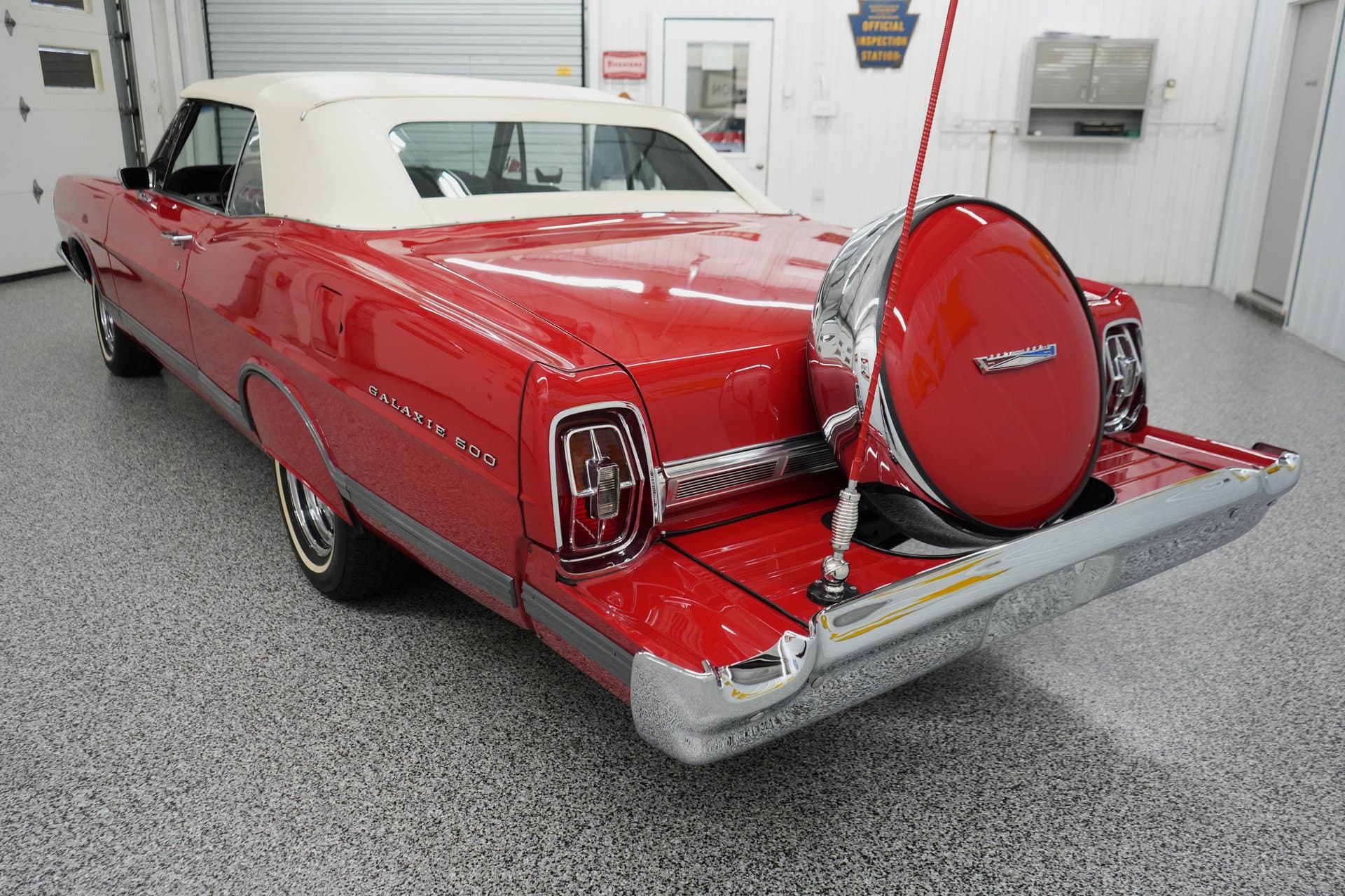 1967 Ford Galaxie 500 Convertible thumbnail 3