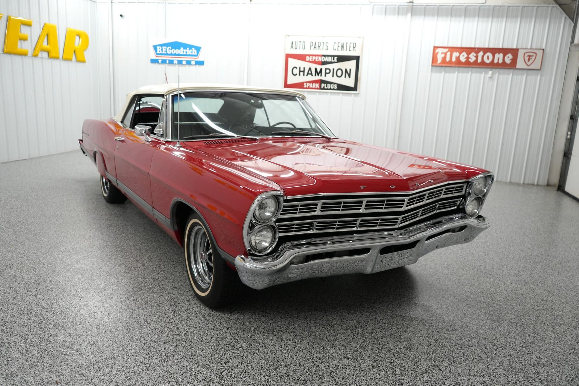 1967 Ford Galaxie 500 Convertible thumbnail 8