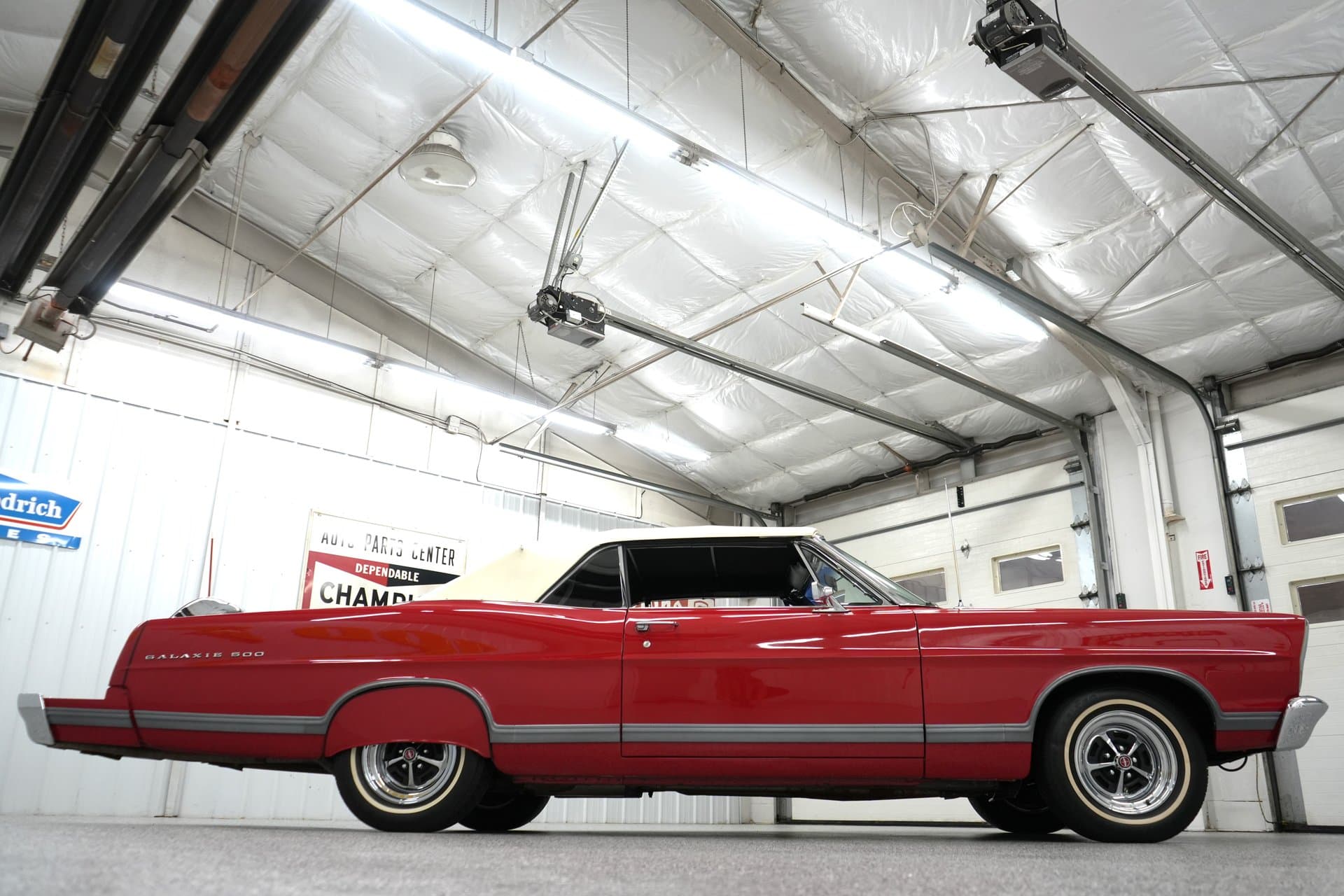 1967 Ford Galaxie 500 Convertible thumbnail 26