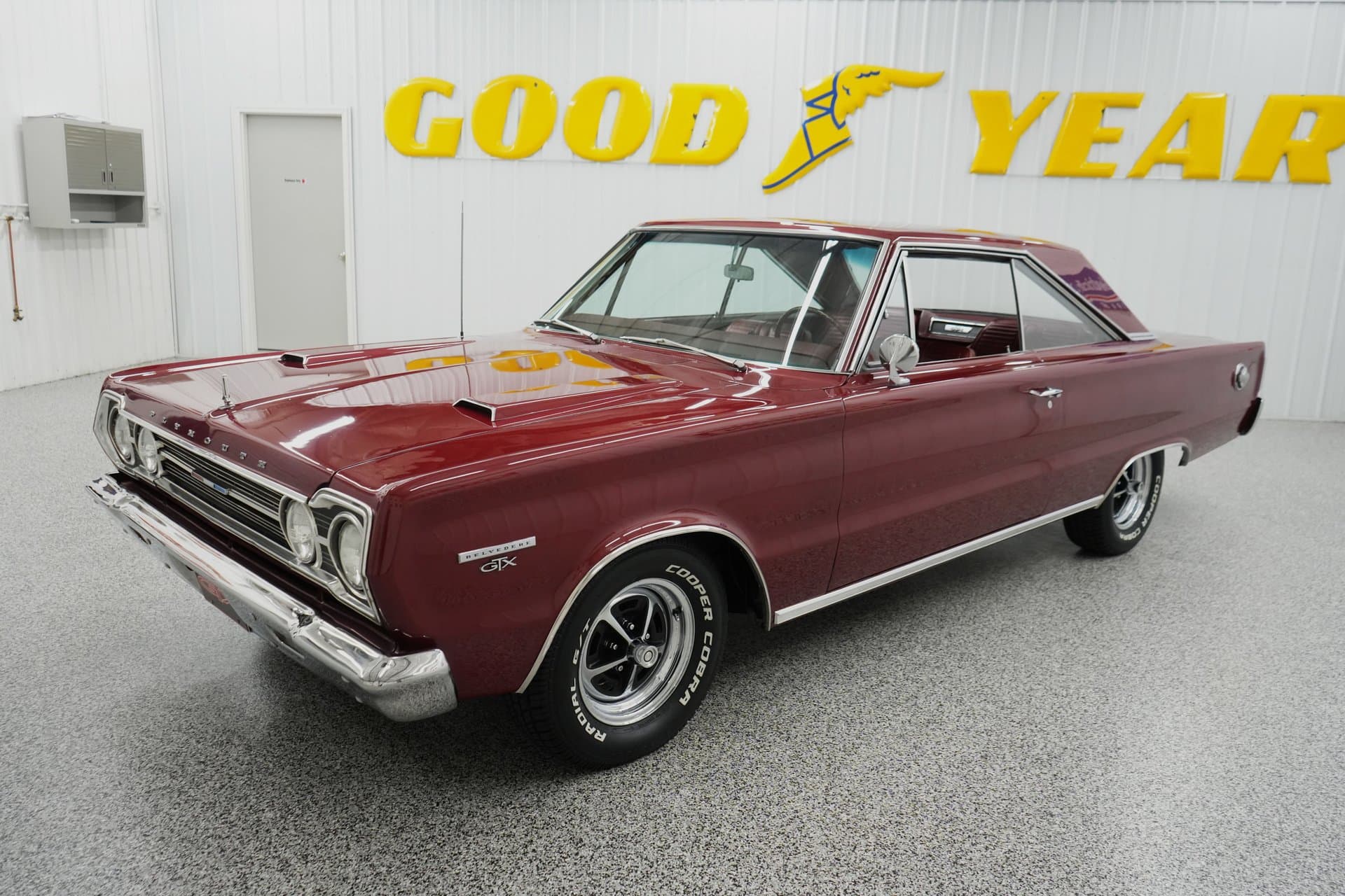1967 Plymouth GTX — photo 2