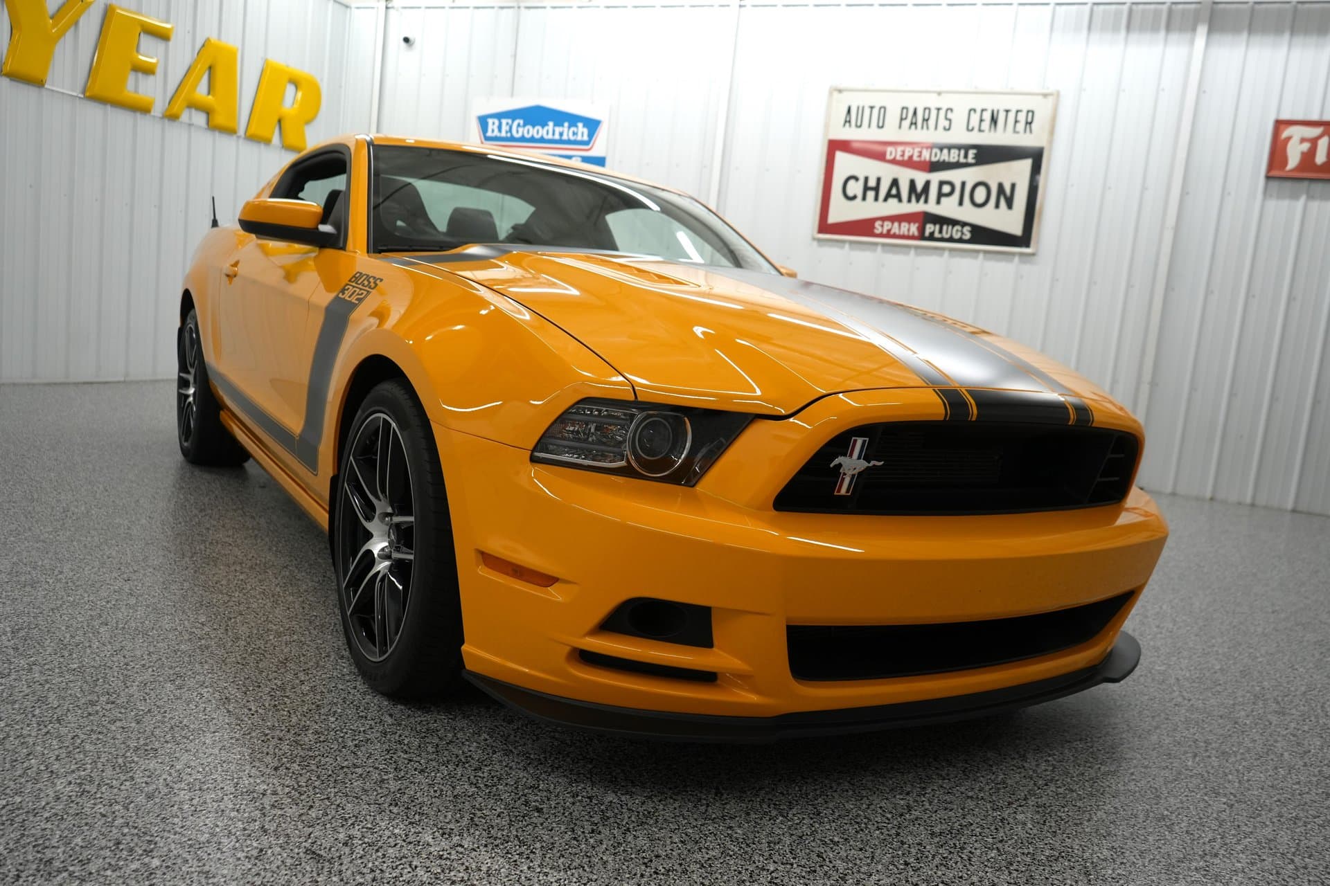 2013 Ford Mustang Boss 302 thumbnail 8