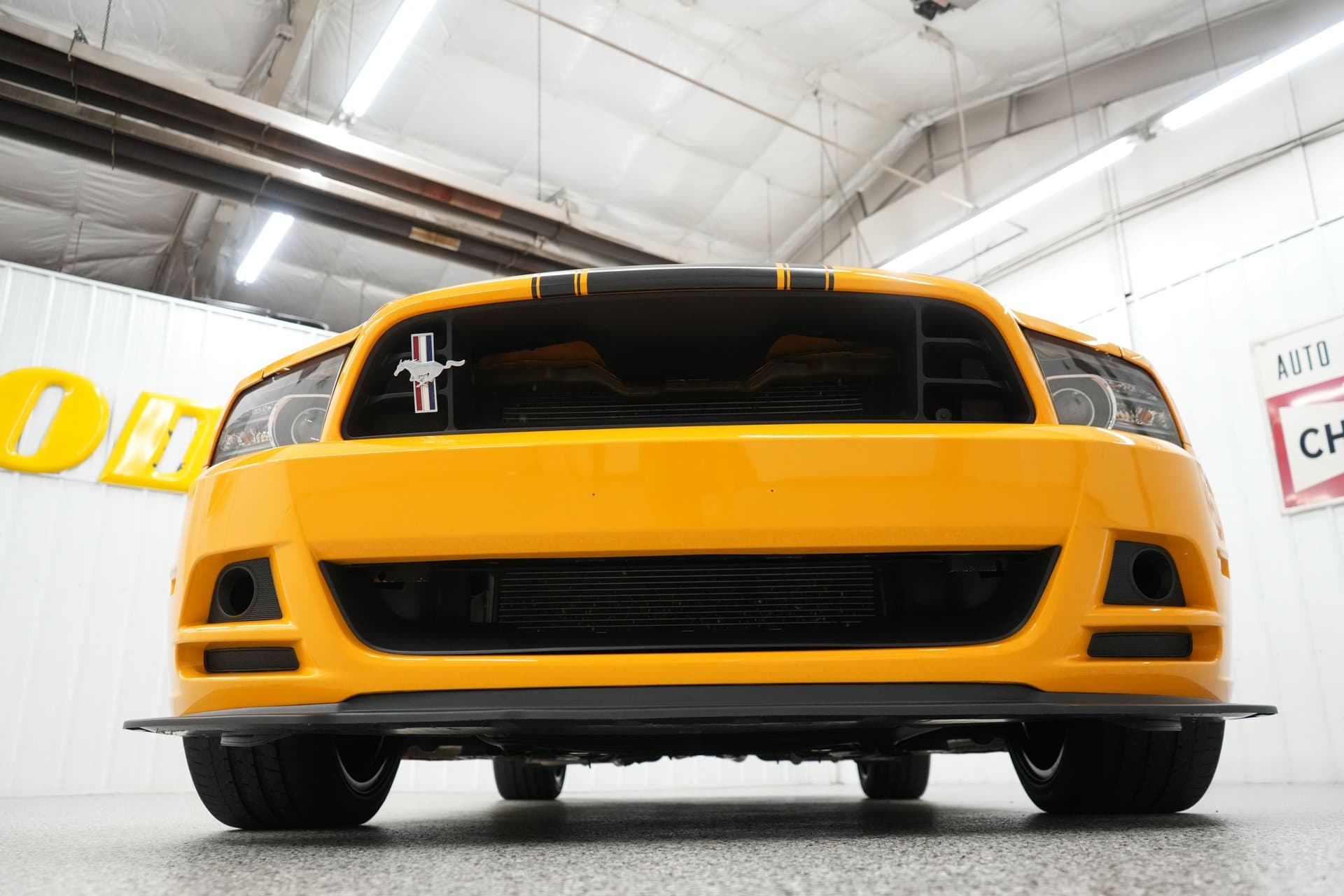 2013 Ford Mustang Boss 302 thumbnail 24