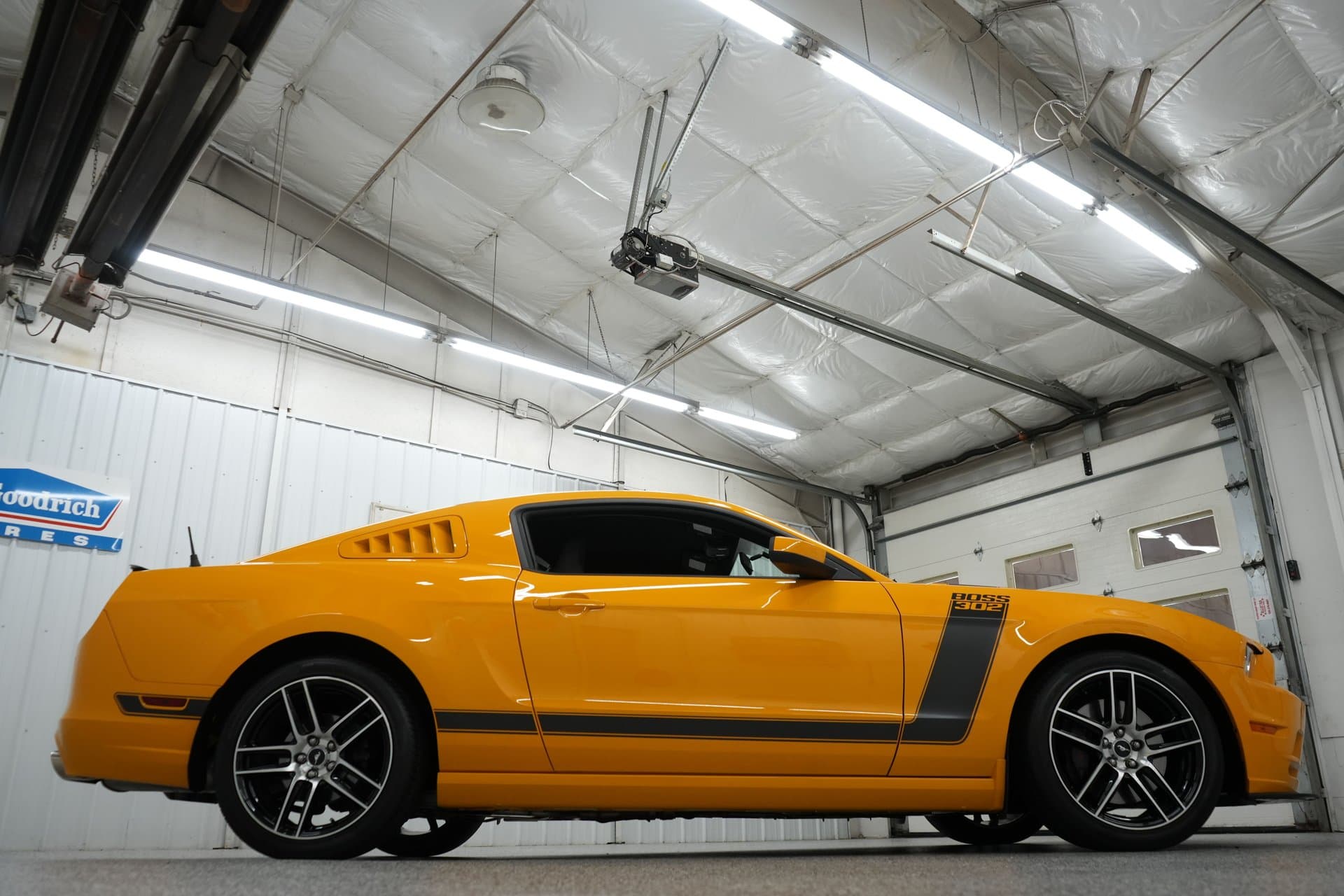 2013 Ford Mustang Boss 302 thumbnail 26