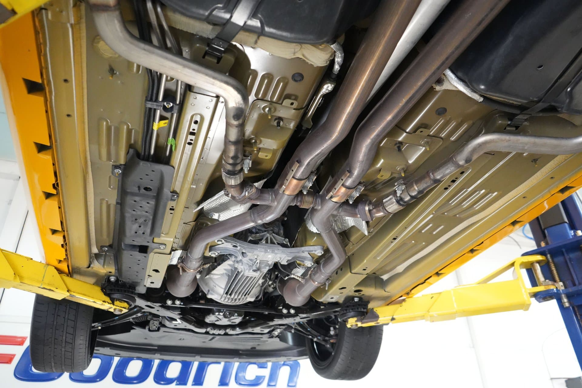 2013 Ford Mustang Boss 302 — photo 30