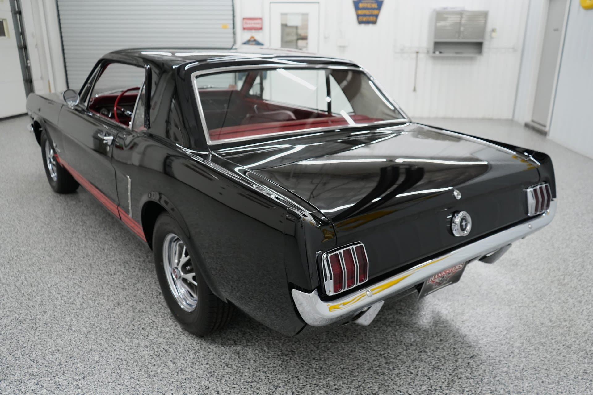 1965 Ford Mustang thumbnail 3