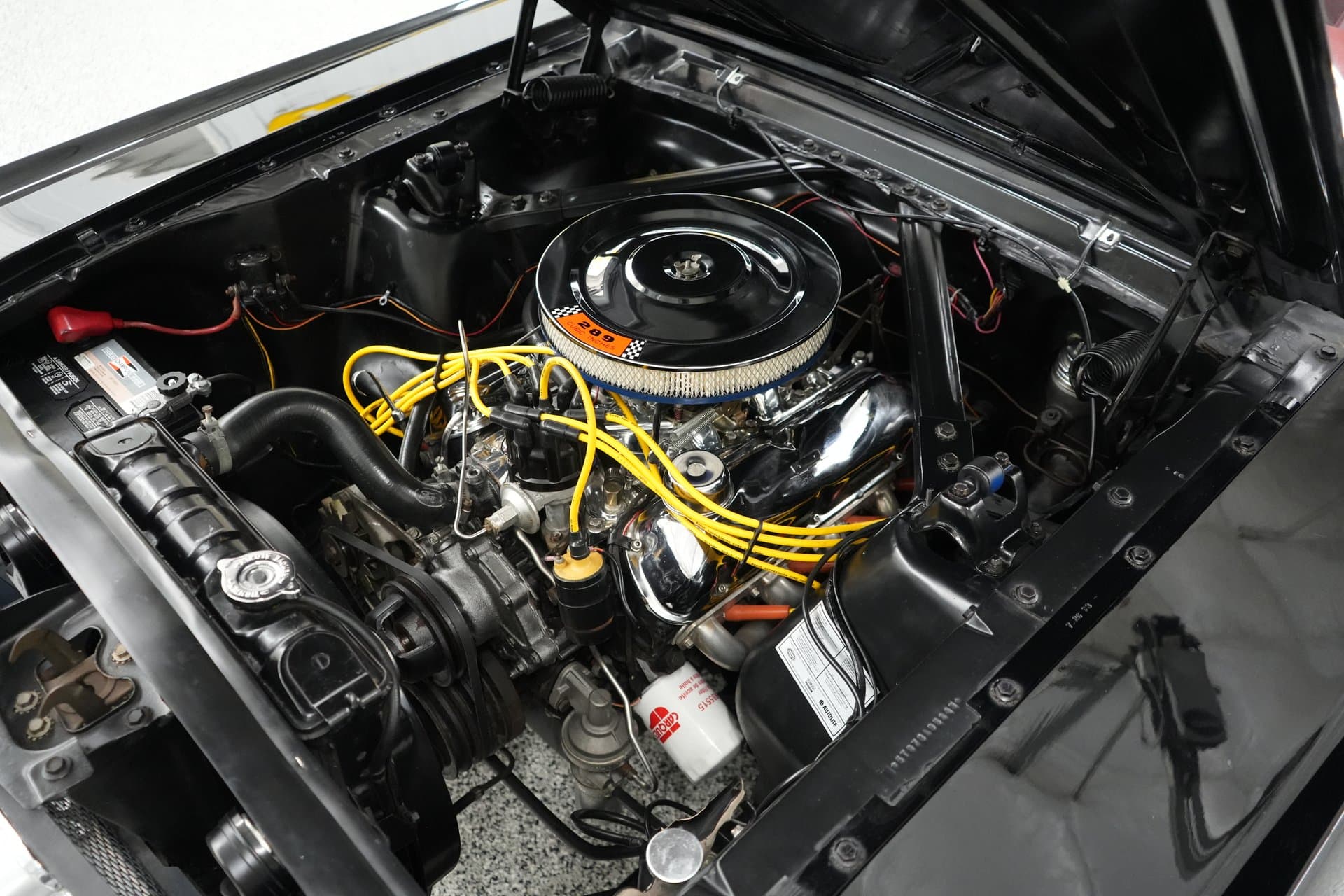 1965 Ford Mustang thumbnail 22